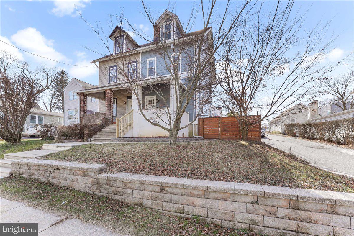 PAOLI GARDENS - Residential