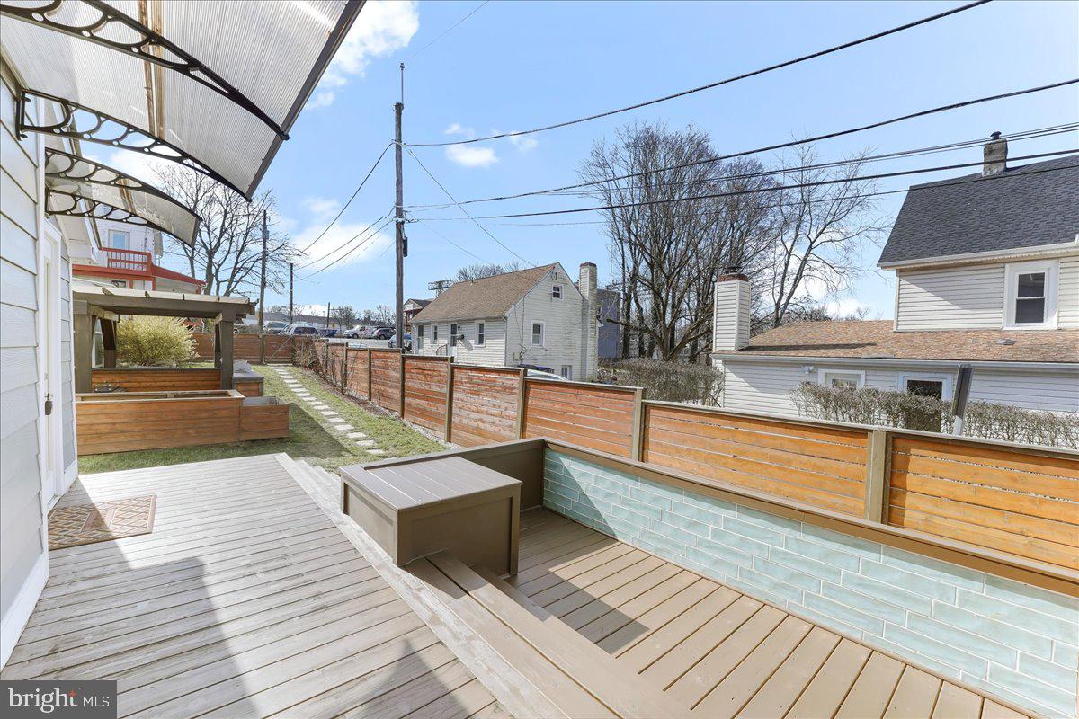 PAOLI GARDENS - Residential