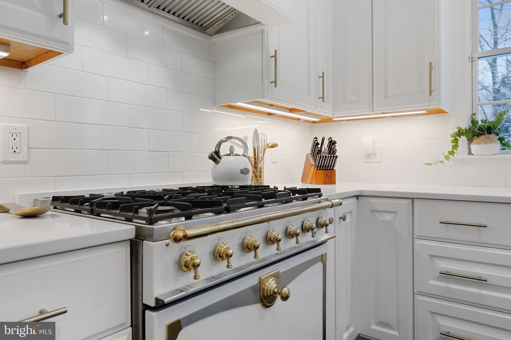 CAVES FOREST ESTATES - Residential