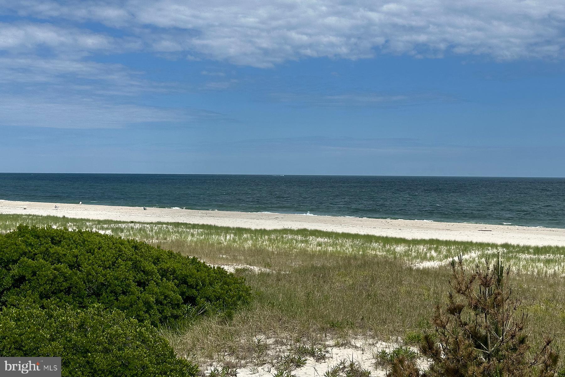 171-E LONG BEACH BLVD