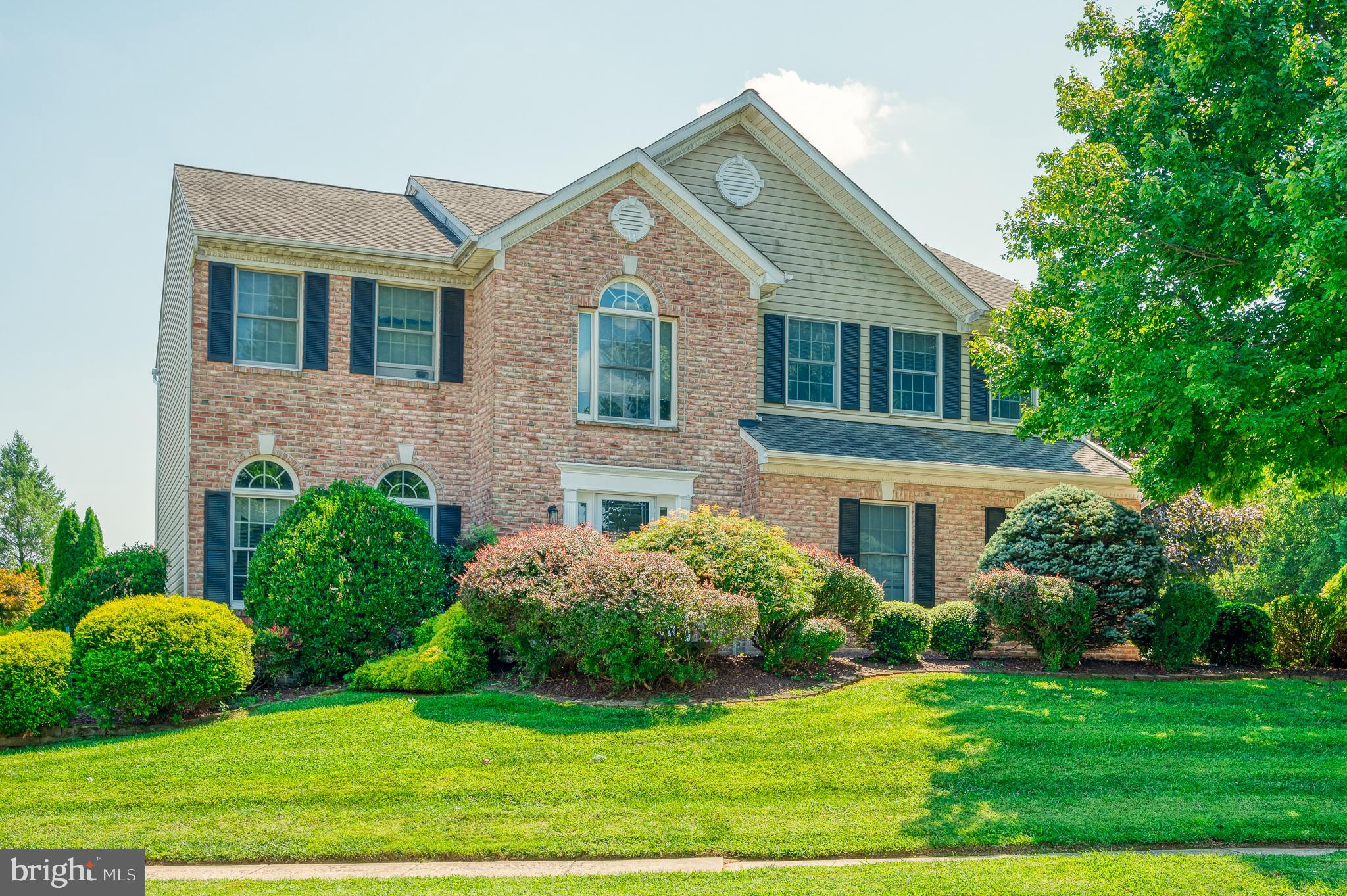 NORTH FOREST - Residential