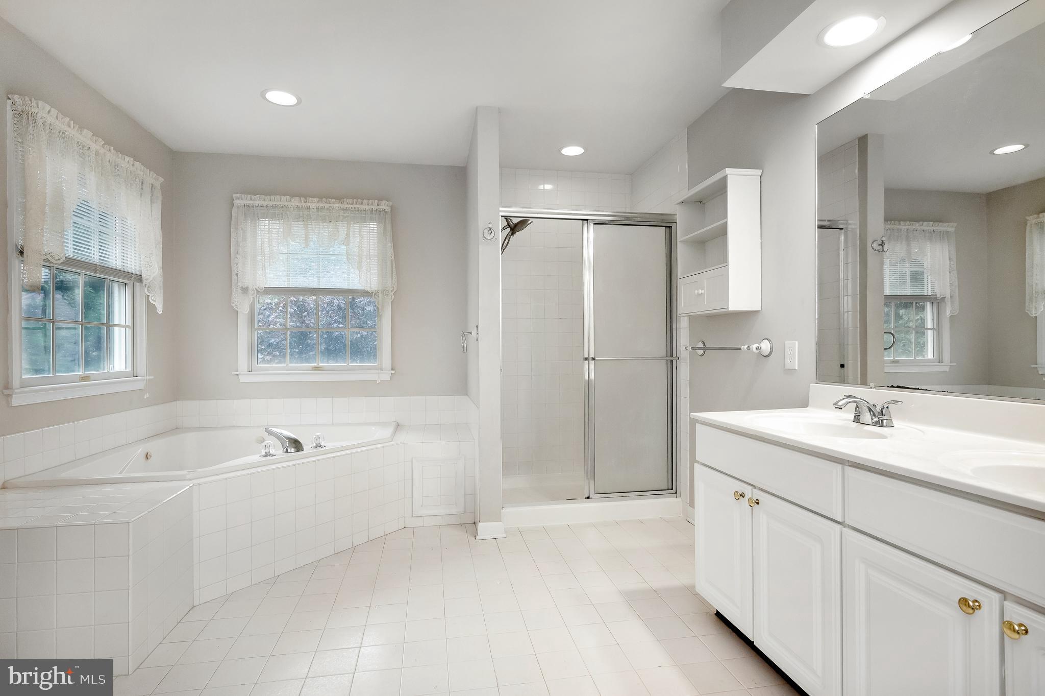 NORTH FOREST - Residential