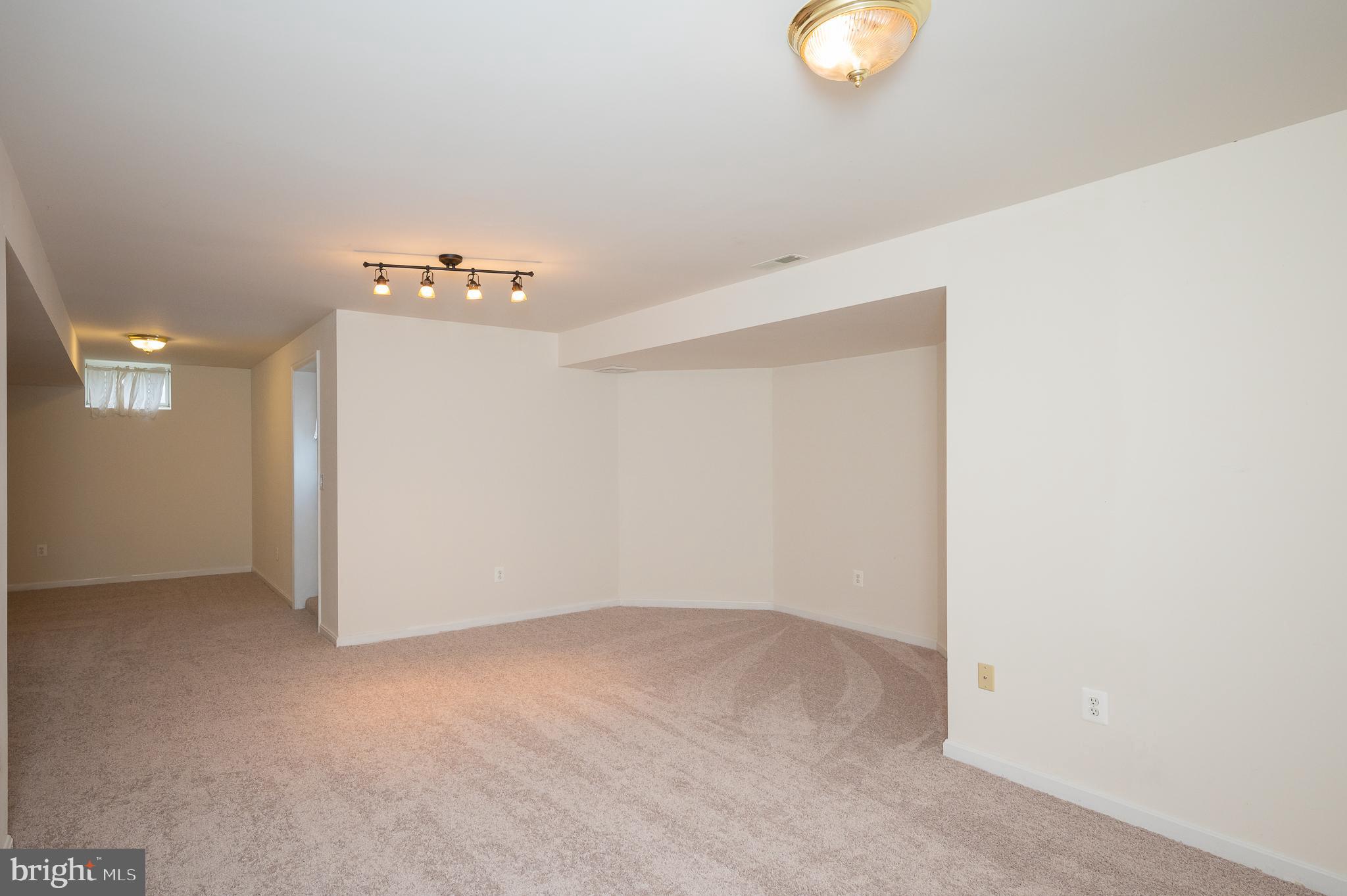 NORTH FOREST - Residential