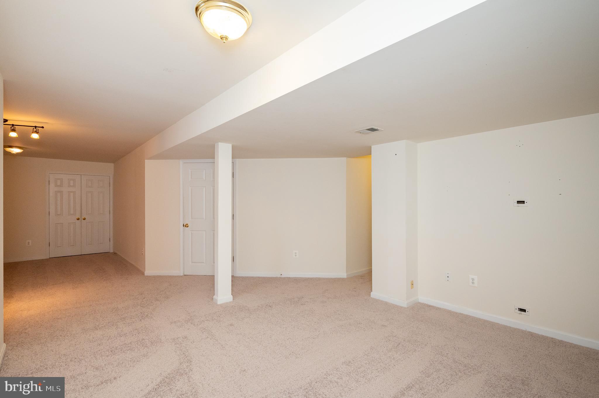 NORTH FOREST - Residential