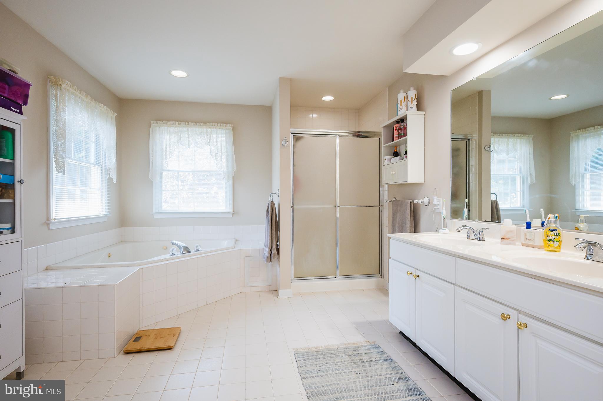 NORTH FOREST - Residential