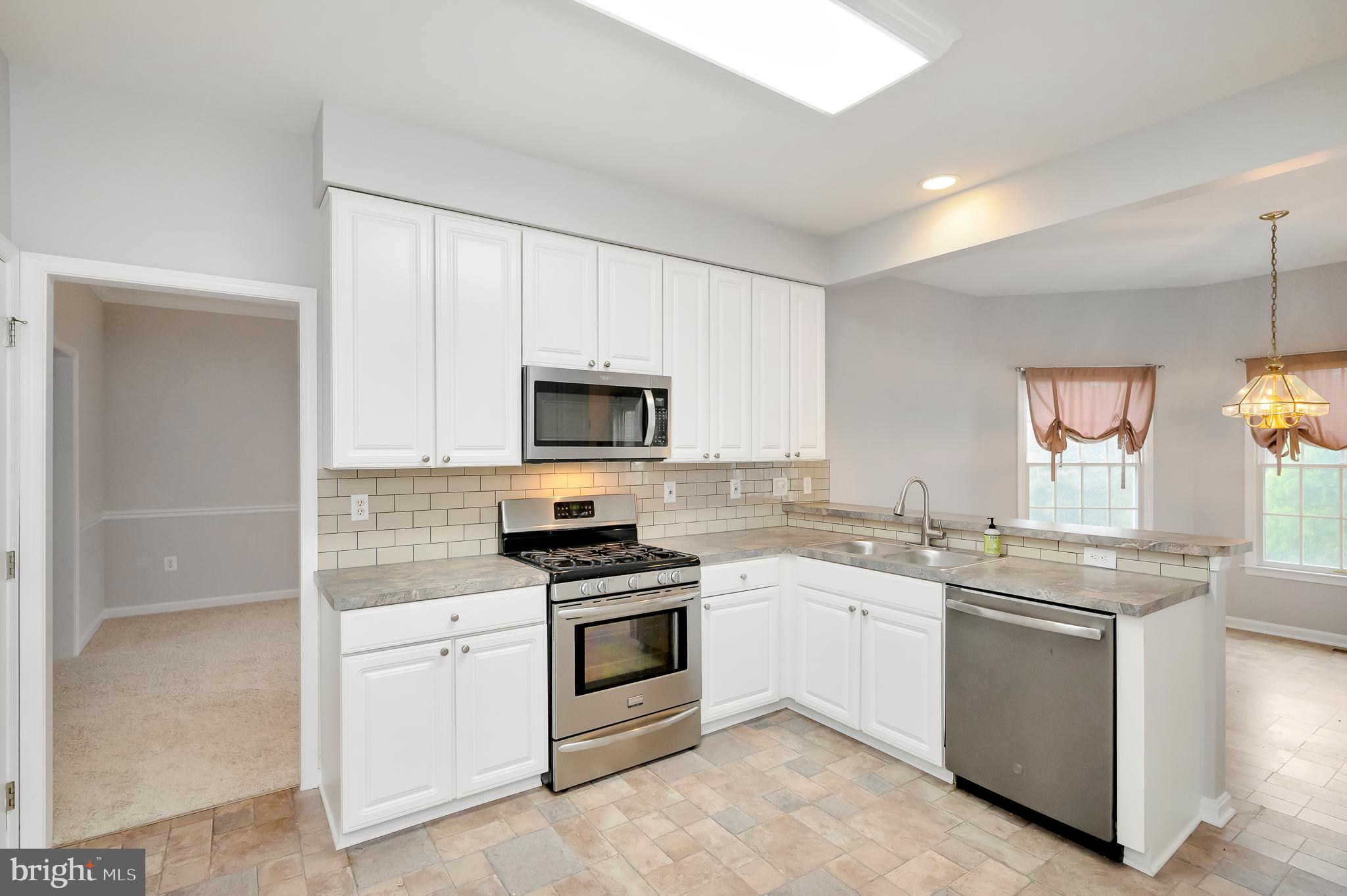 NORTH FOREST - Residential