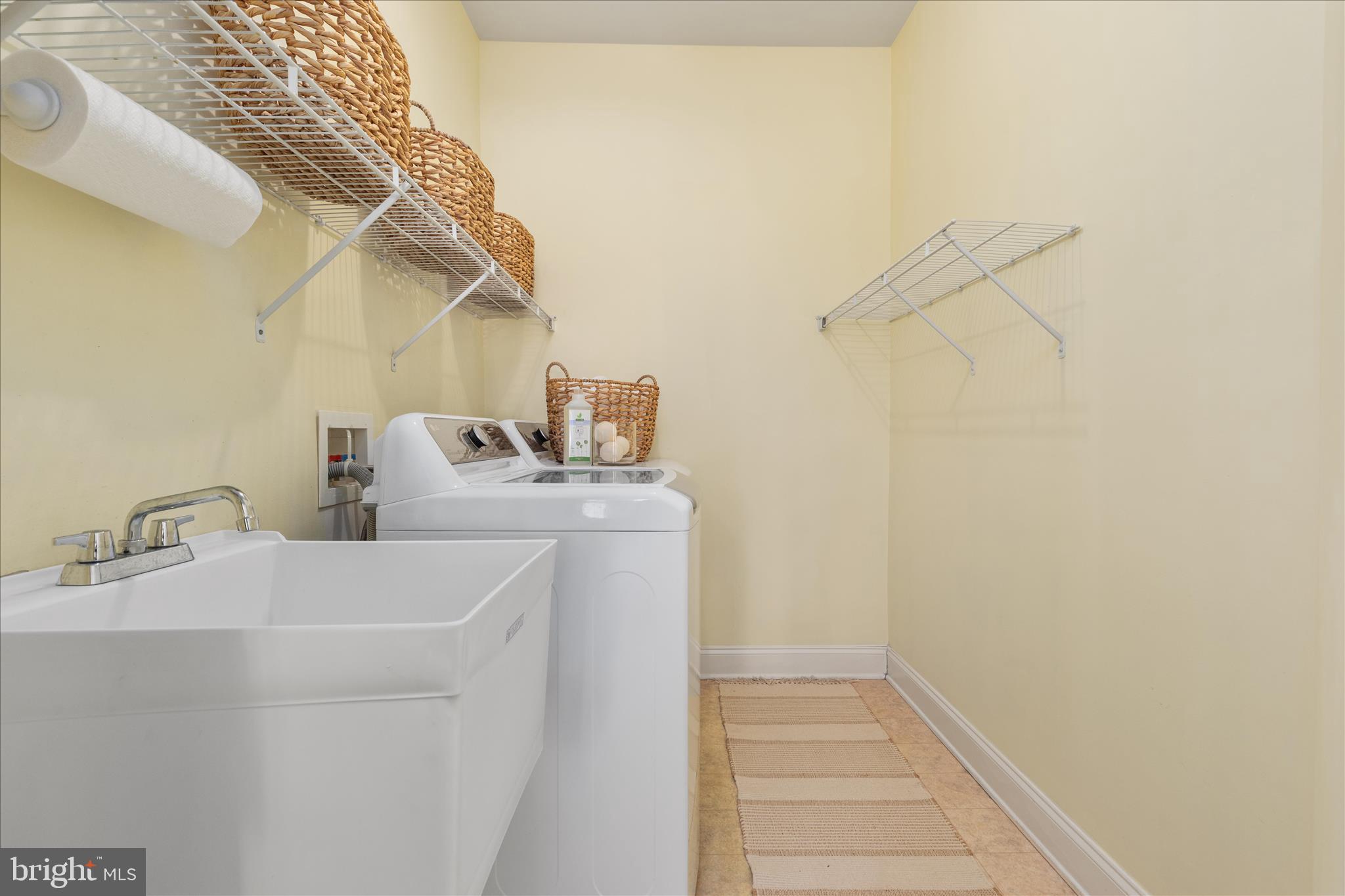 DOMINION VALLEY COUNTRY CLUB - Residential