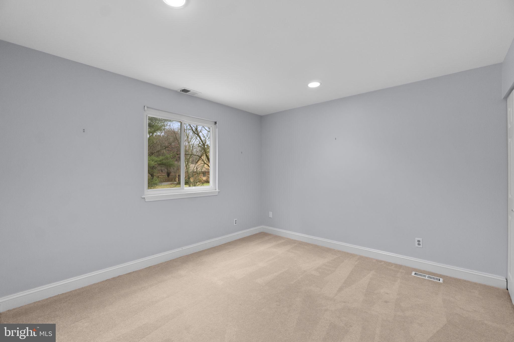 DORSET HILLS - Residential