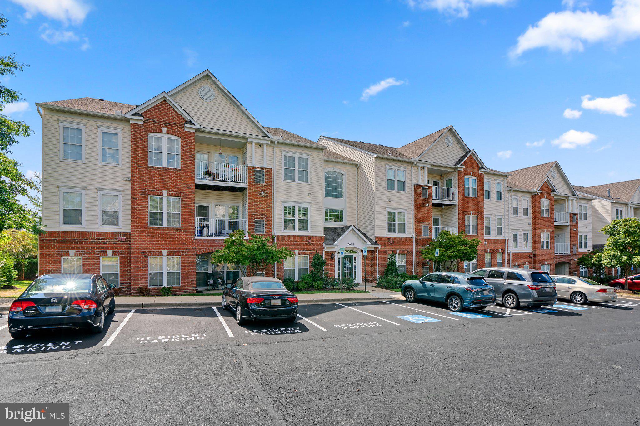 PINEY ORCHARD - Residential