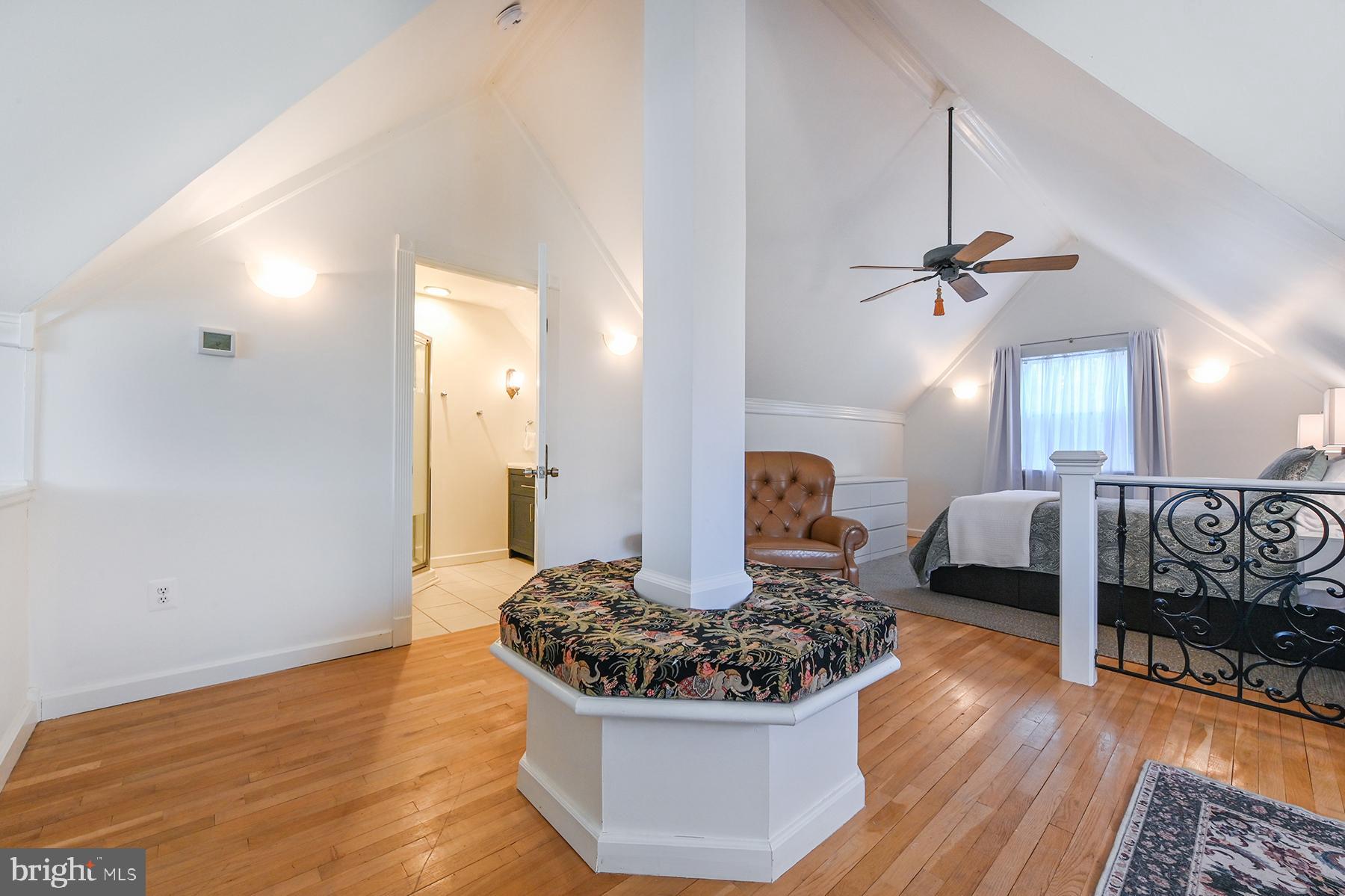 SOUTH CREEK VIEW - Residential