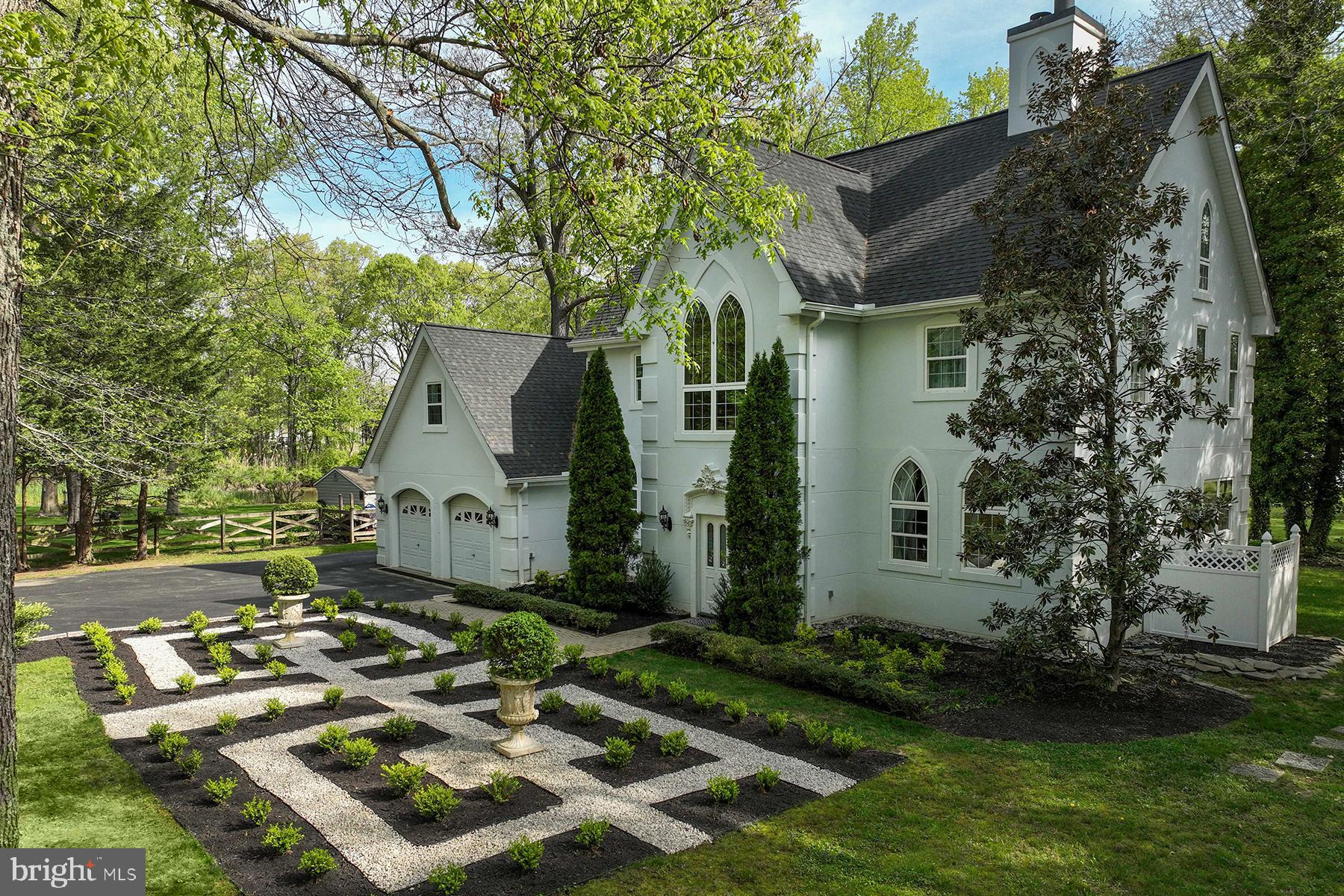 SOUTH CREEK VIEW - Residential