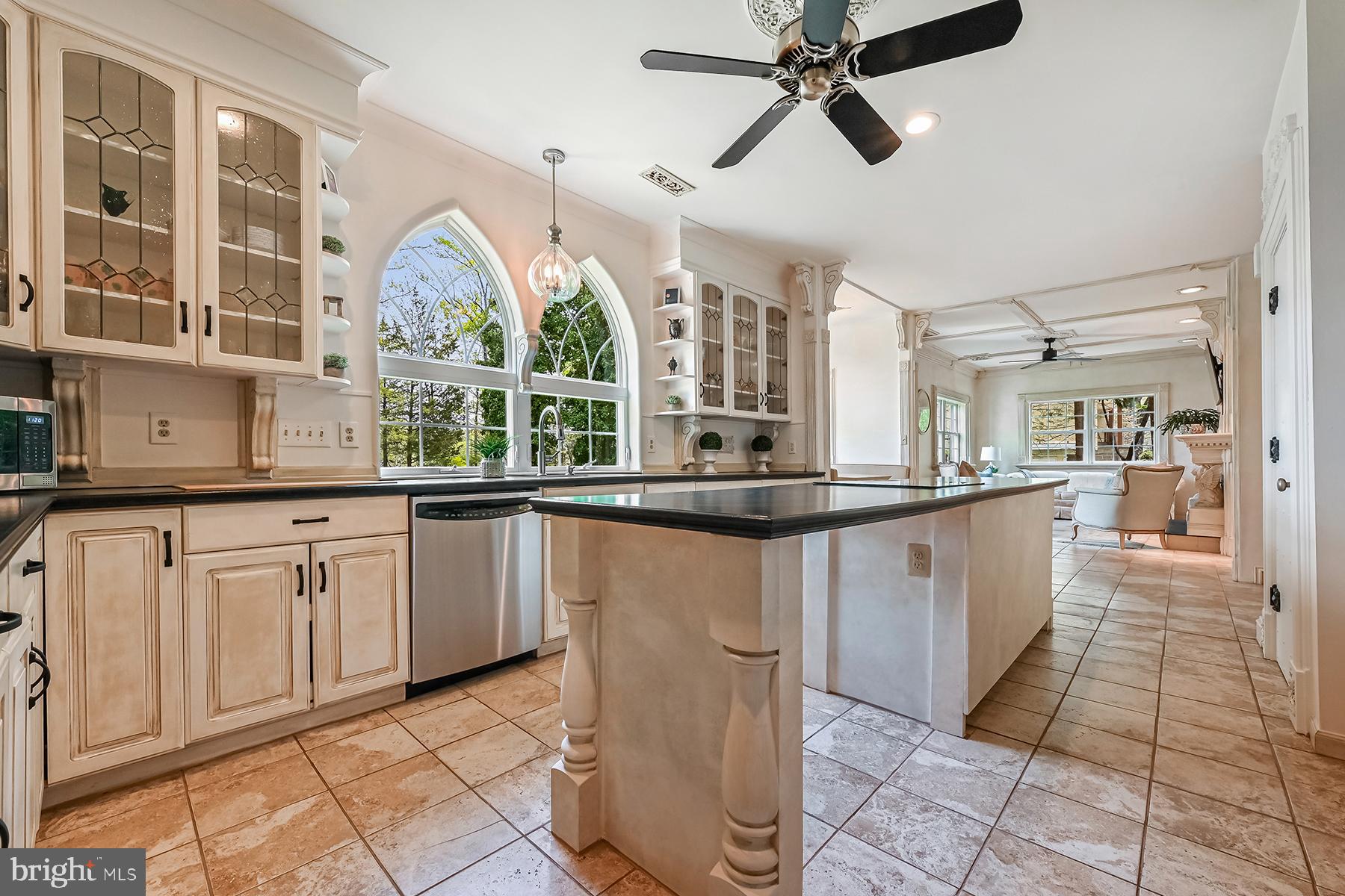 SOUTH CREEK VIEW - Residential