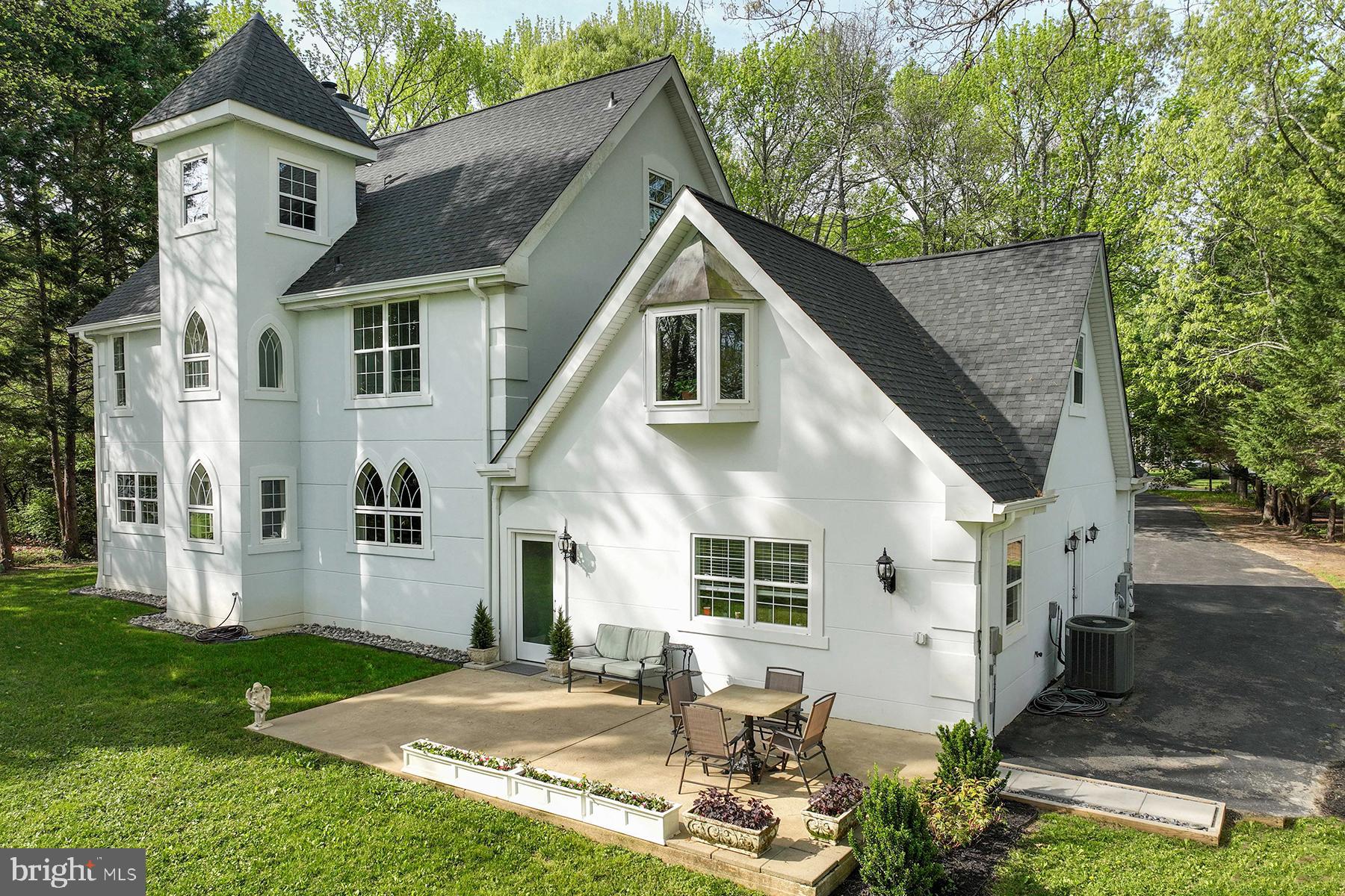 SOUTH CREEK VIEW - Residential