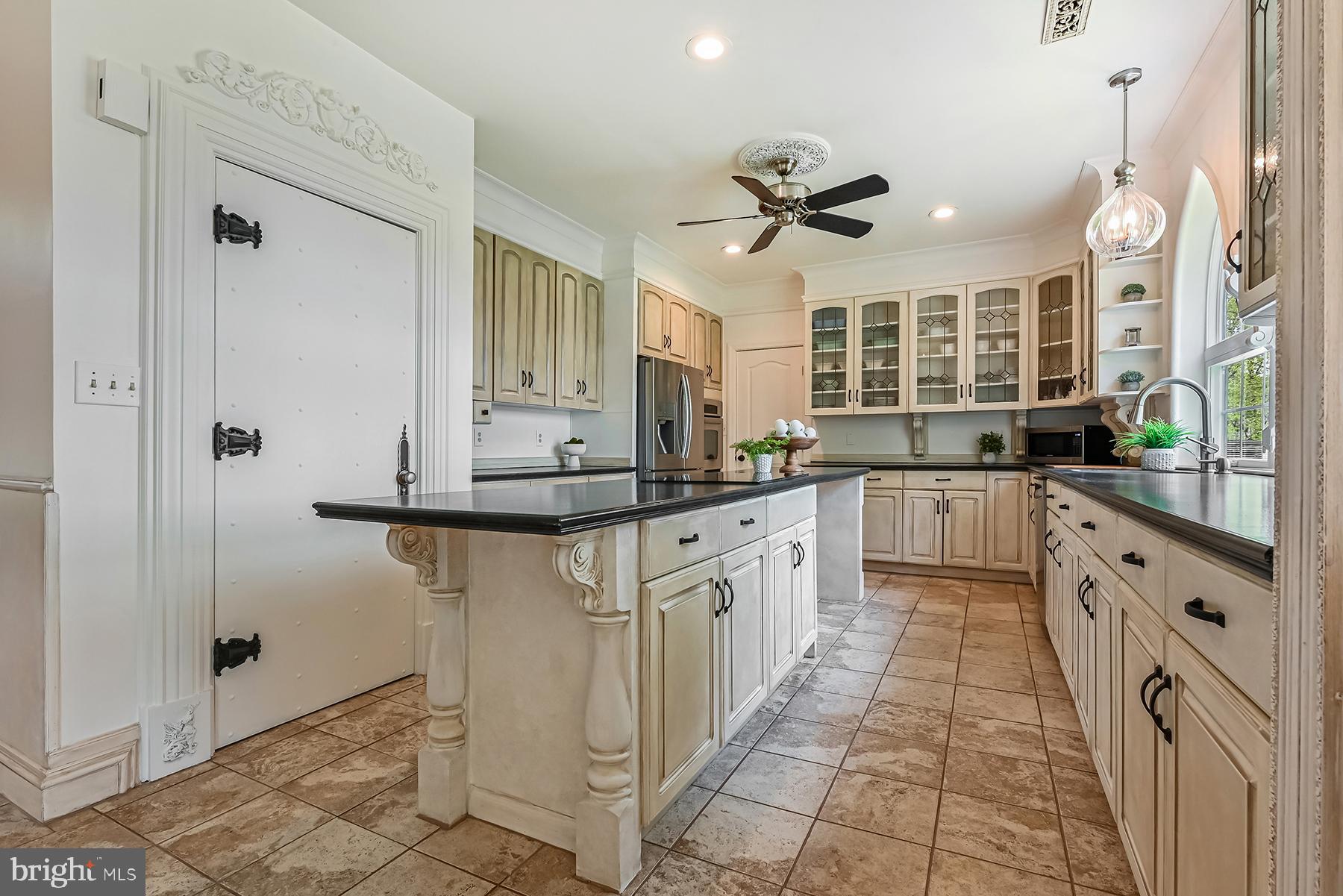 SOUTH CREEK VIEW - Residential