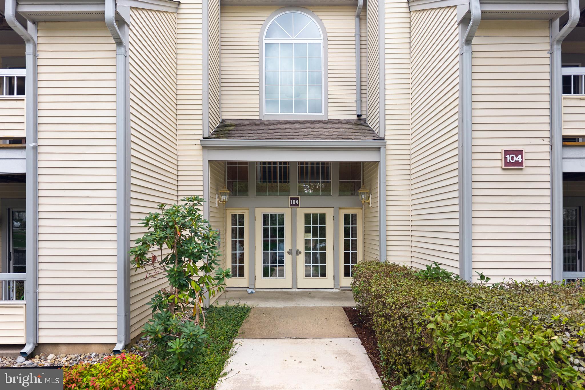 104 HERITAGE BOULEVARD 9