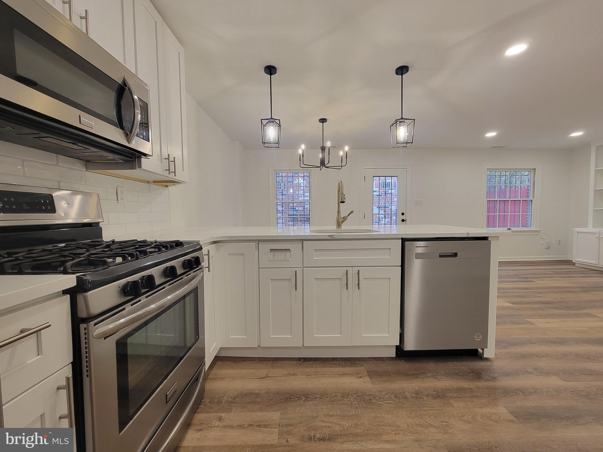 GRADUATE HOSPITAL - Residential