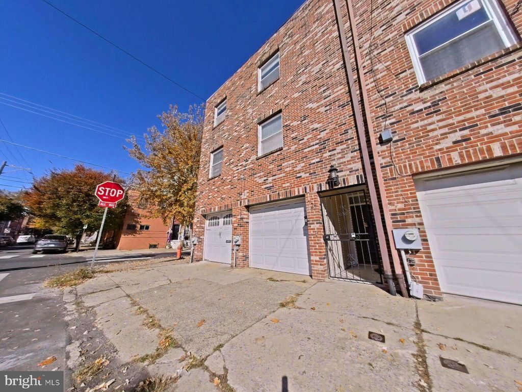 Photo of 1727 Fitzwater Street #B, PHILADELPHIA, PA 19146 (MLS # PAPH2552082)