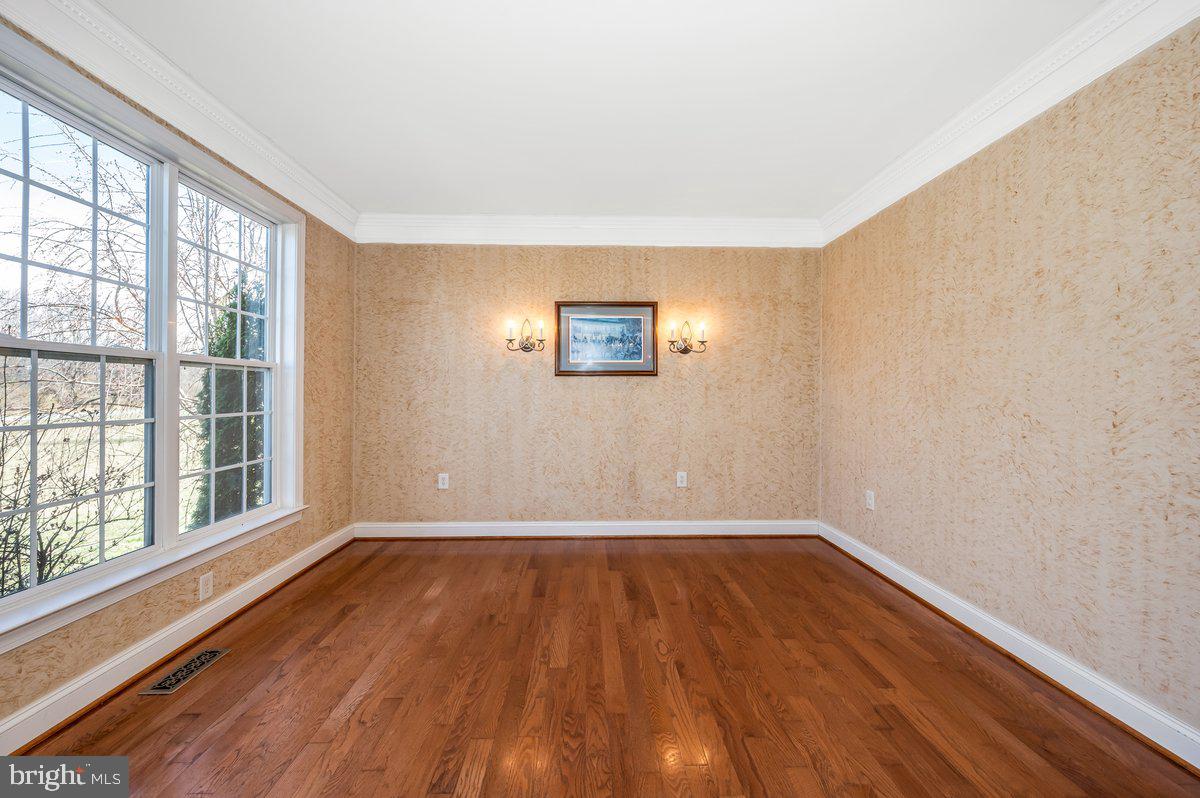 SUMMIT VIEW ESTATES - Residential