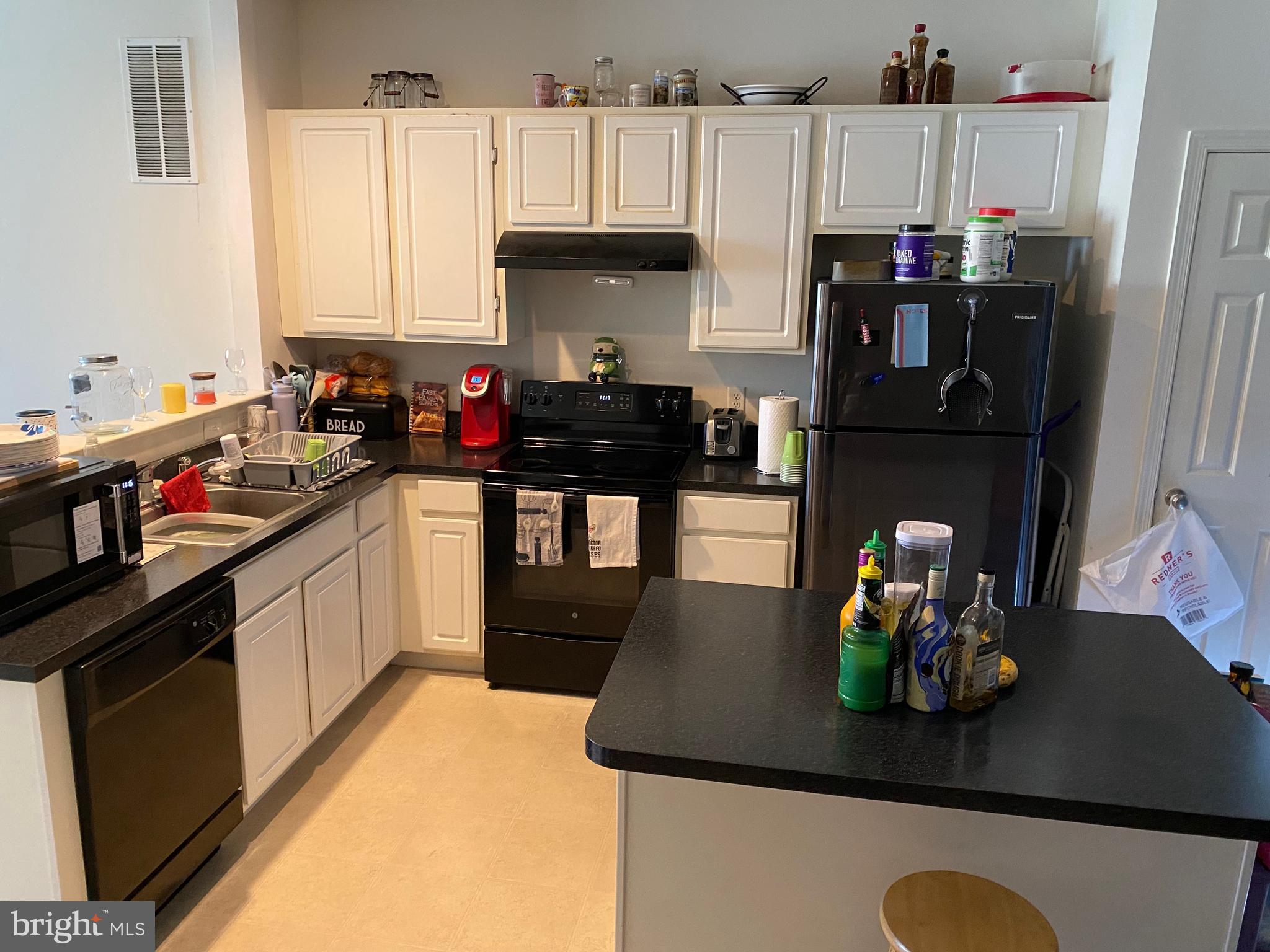 83 TYNDALL TRAIL