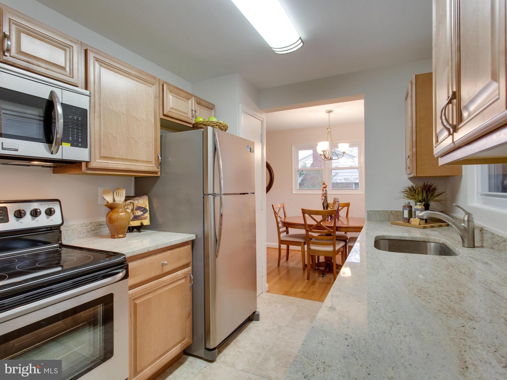 BROYHILL PARK - Residential