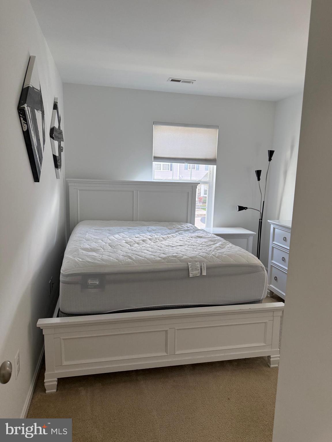 RESERVOIR RIDGE - Residential Lease