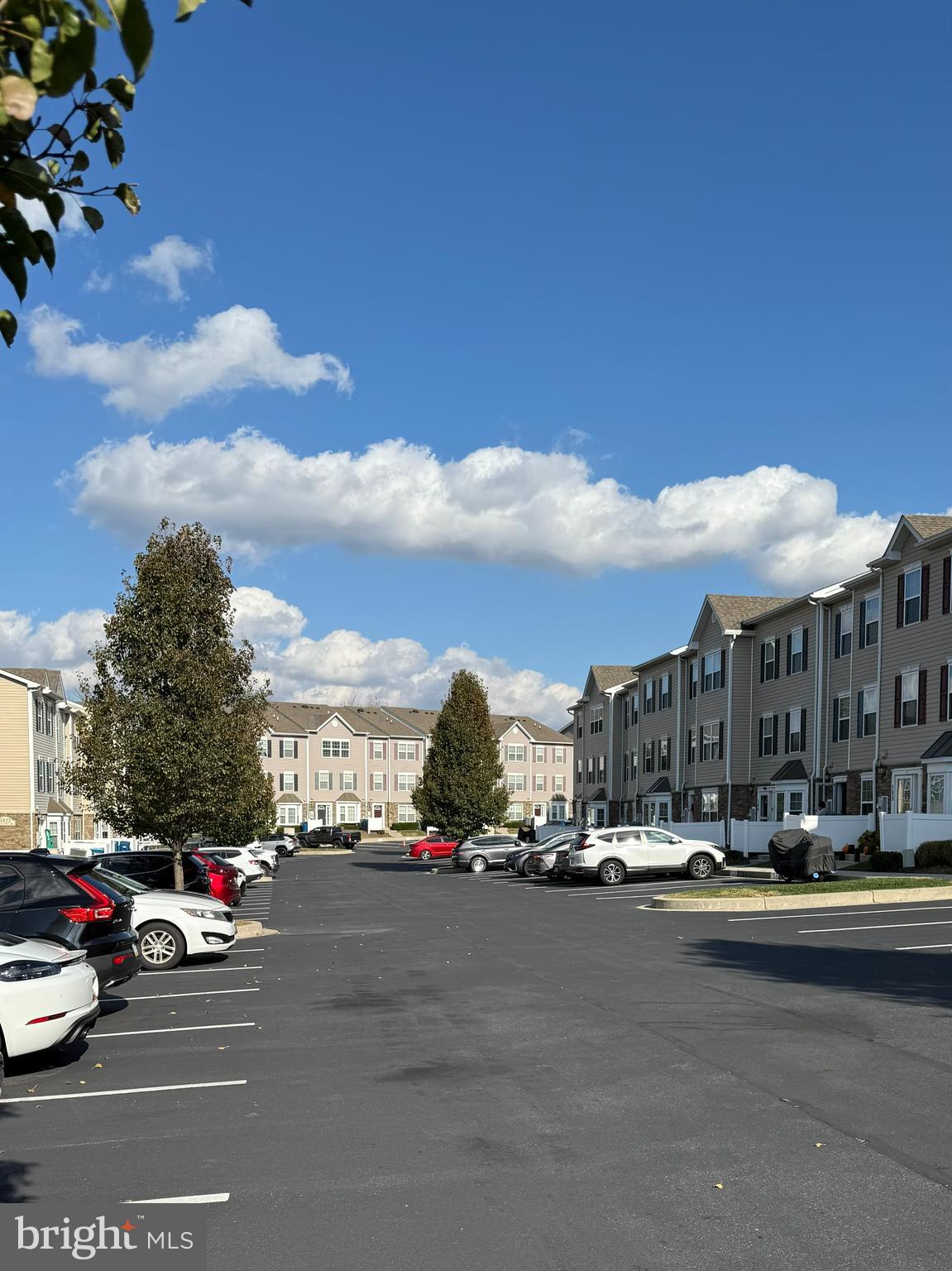 RESERVOIR RIDGE - Residential Lease