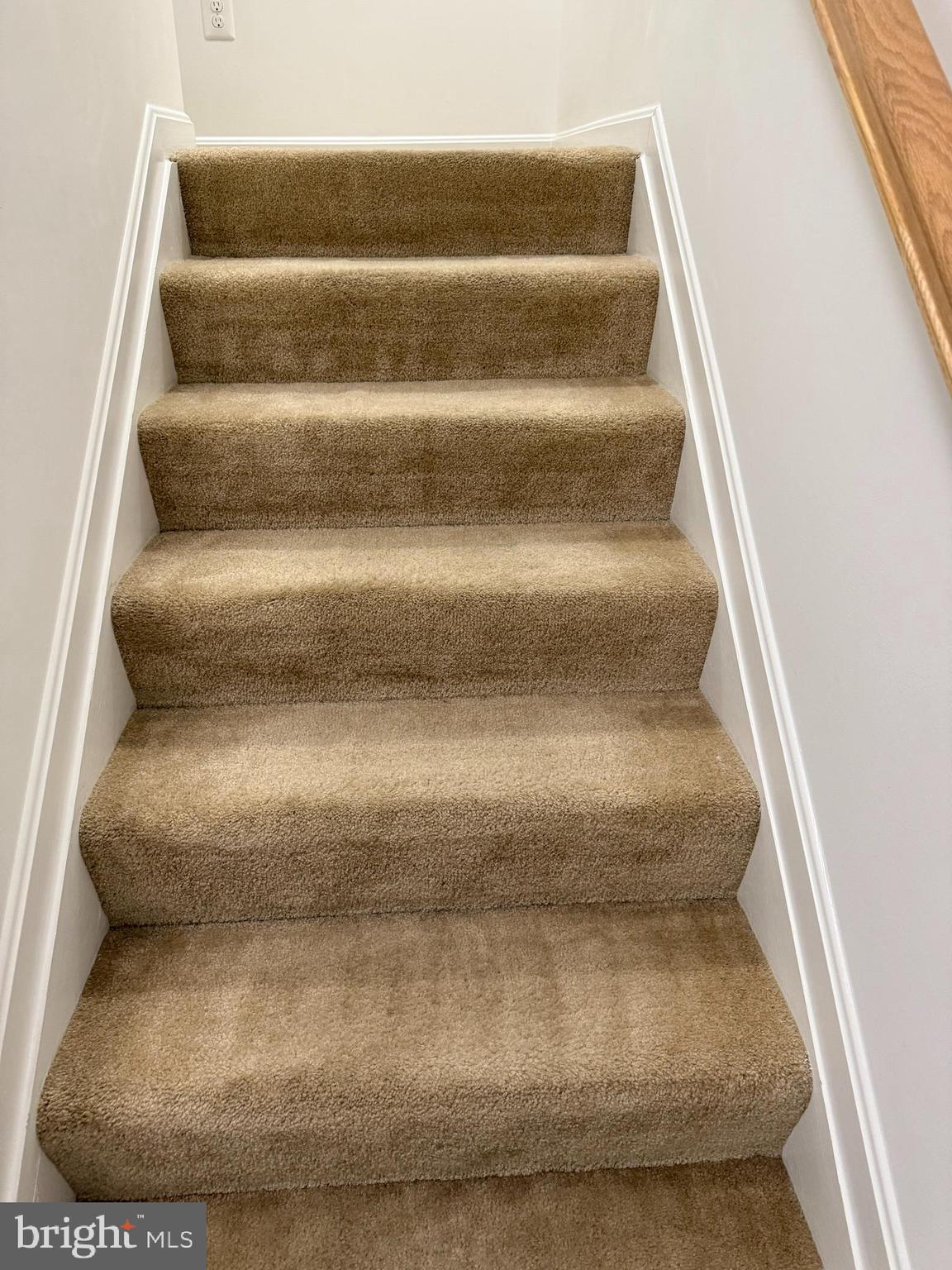 RESERVOIR RIDGE - Residential Lease