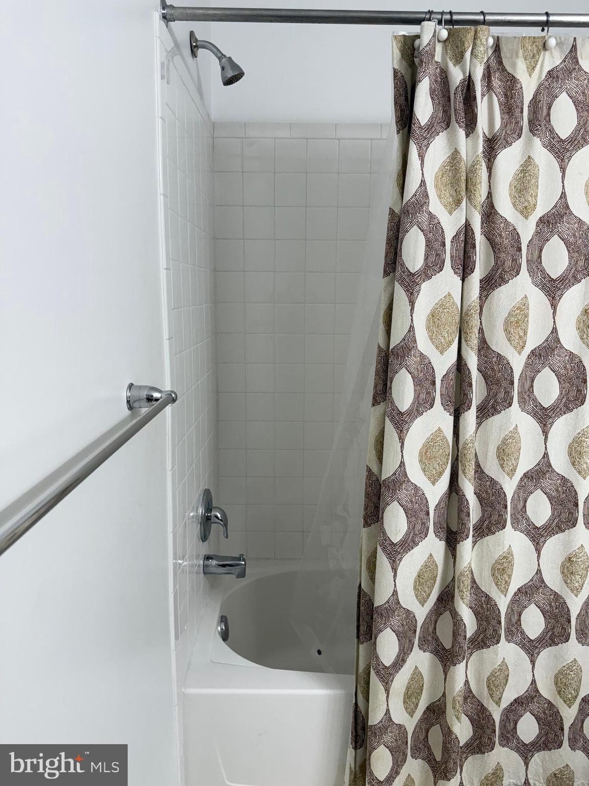 RESERVOIR RIDGE - Residential Lease