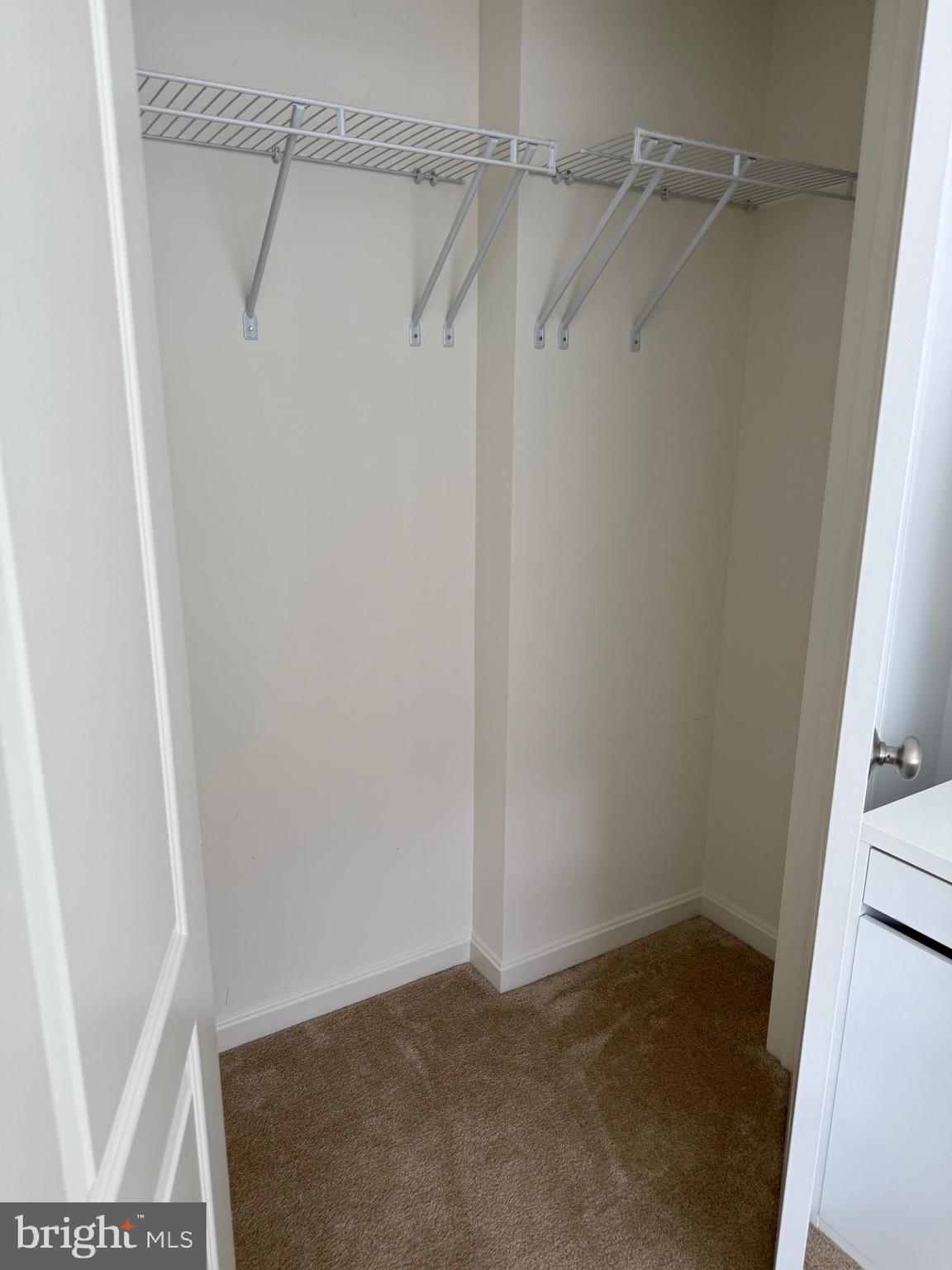 RESERVOIR RIDGE - Residential Lease