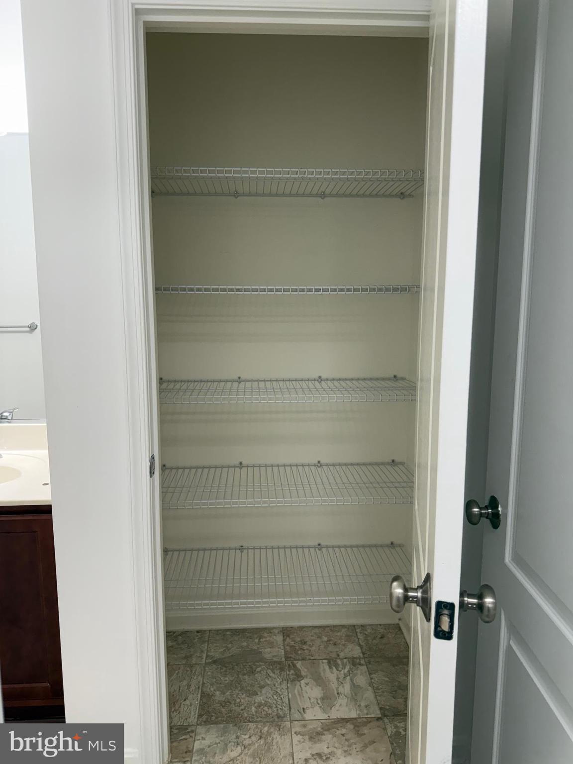 RESERVOIR RIDGE - Residential Lease