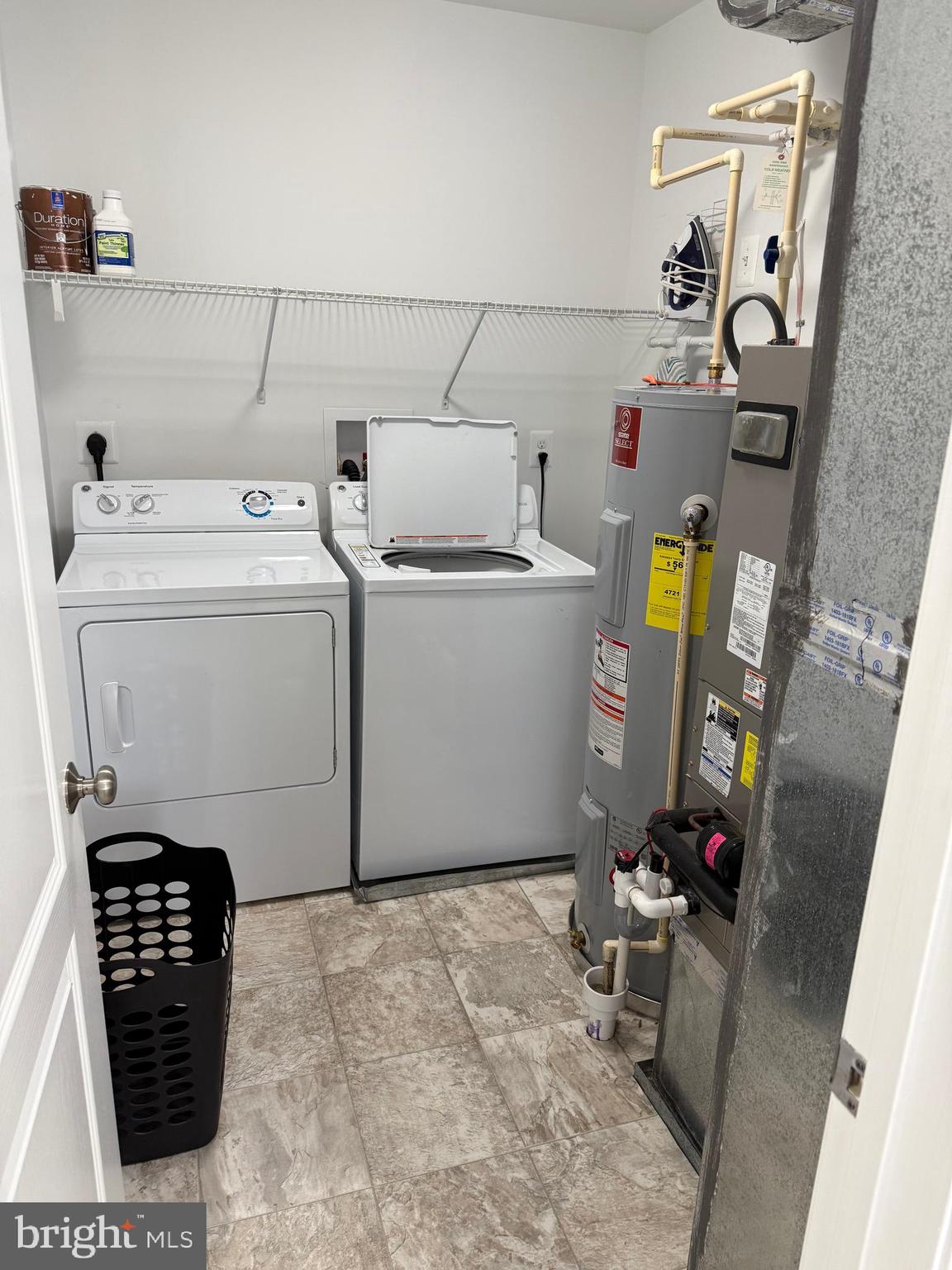 RESERVOIR RIDGE - Residential Lease