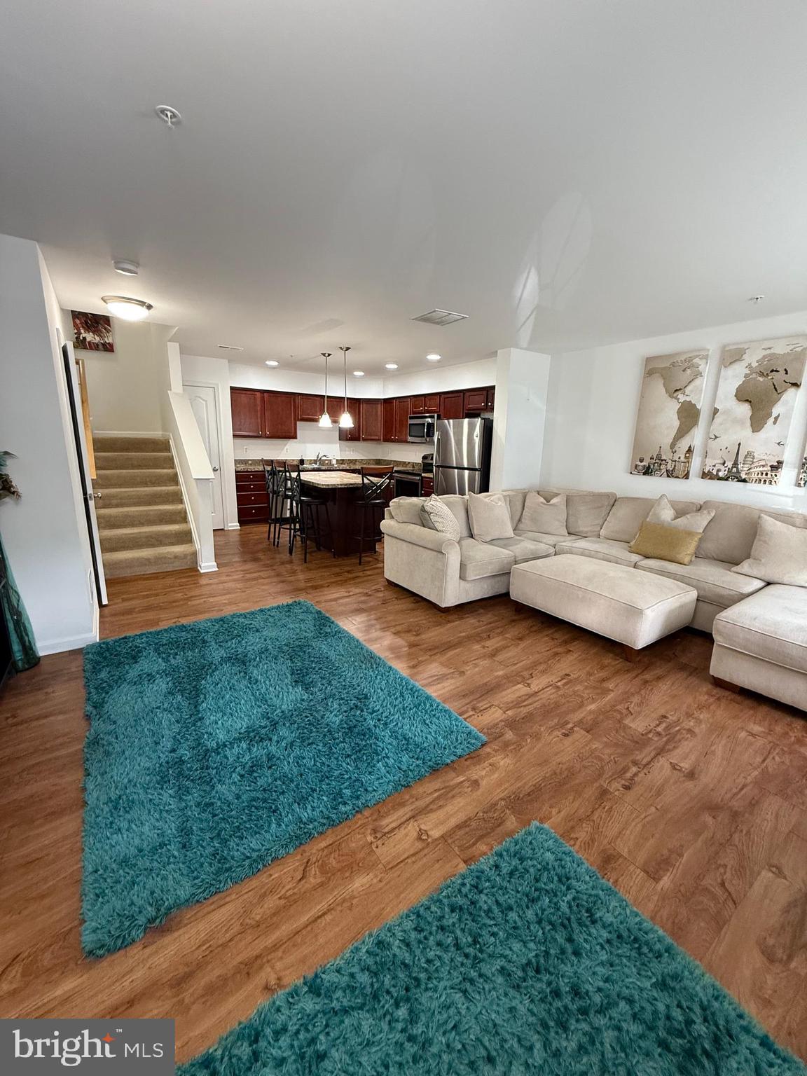 RESERVOIR RIDGE - Residential Lease