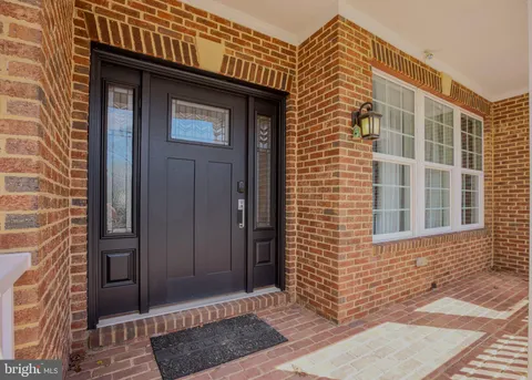 19078 Windsor Road, Triangle, VA MLS: VAPW2090554