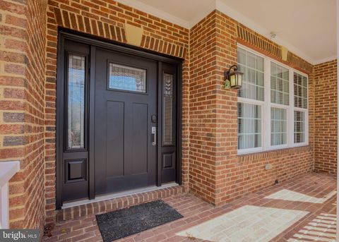19078 WINDSOR ROAD TRIANGLE VA 22172