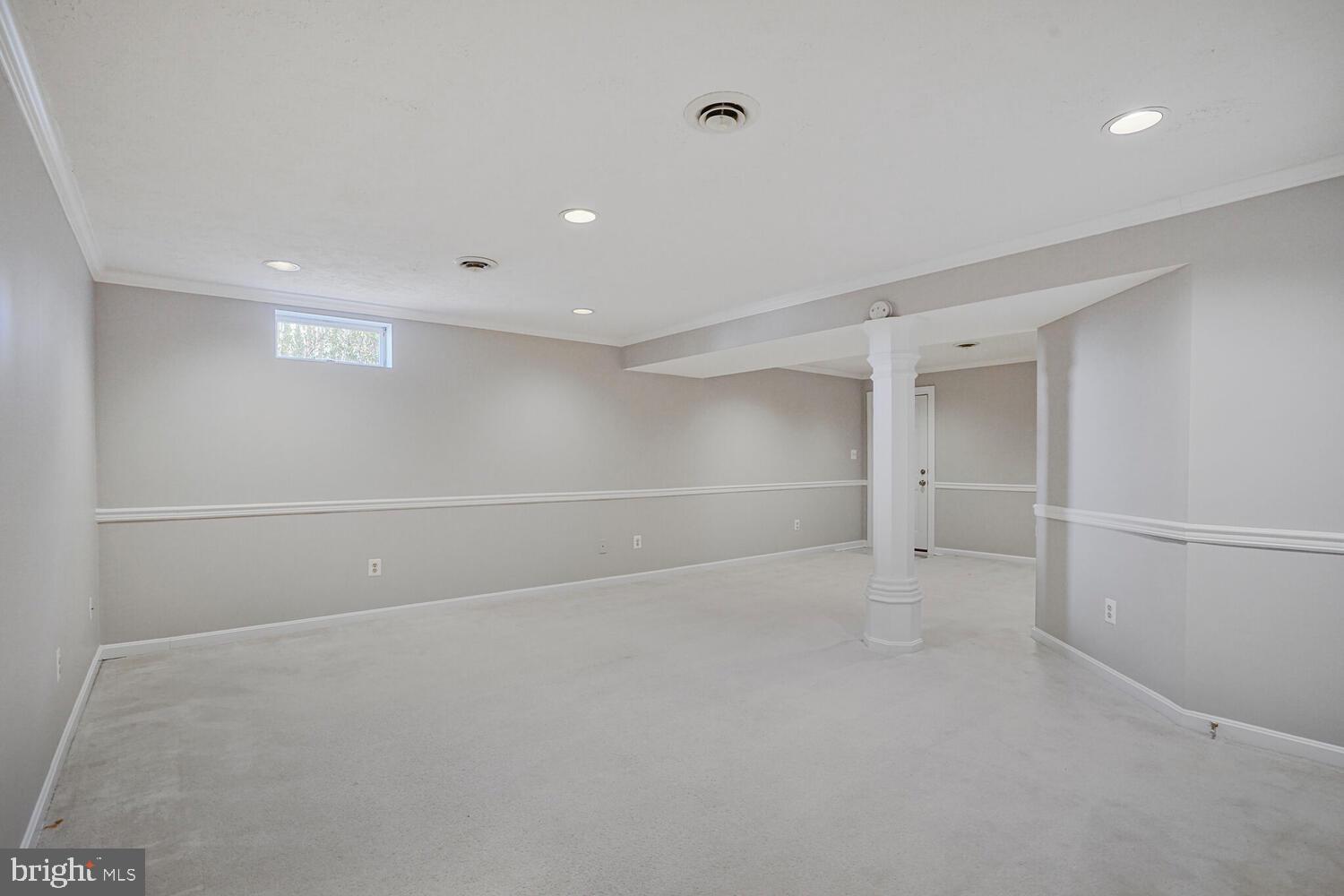 NEWINGTON FOREST - Residential