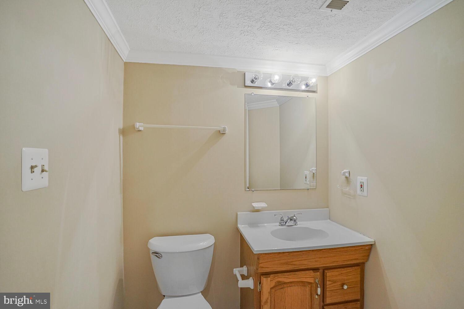 NEWINGTON FOREST - Residential