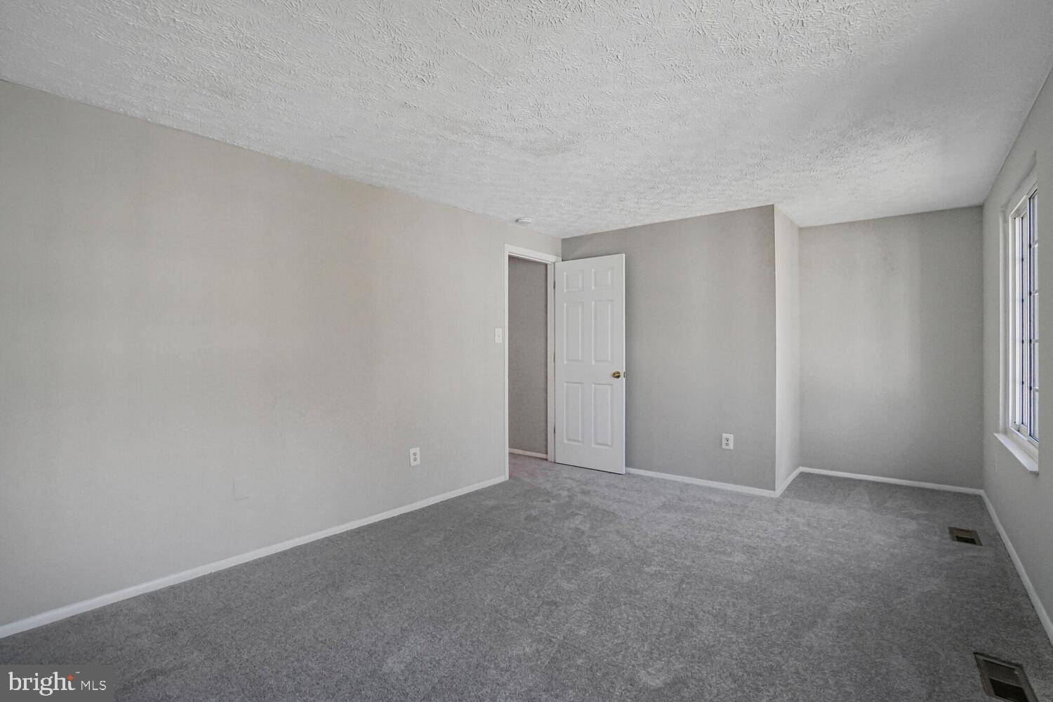 NEWINGTON FOREST - Residential