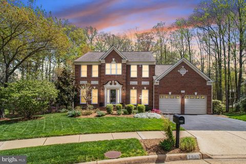 7901 BRACKSFORD COURT FAIRFAX STATION VA 22039