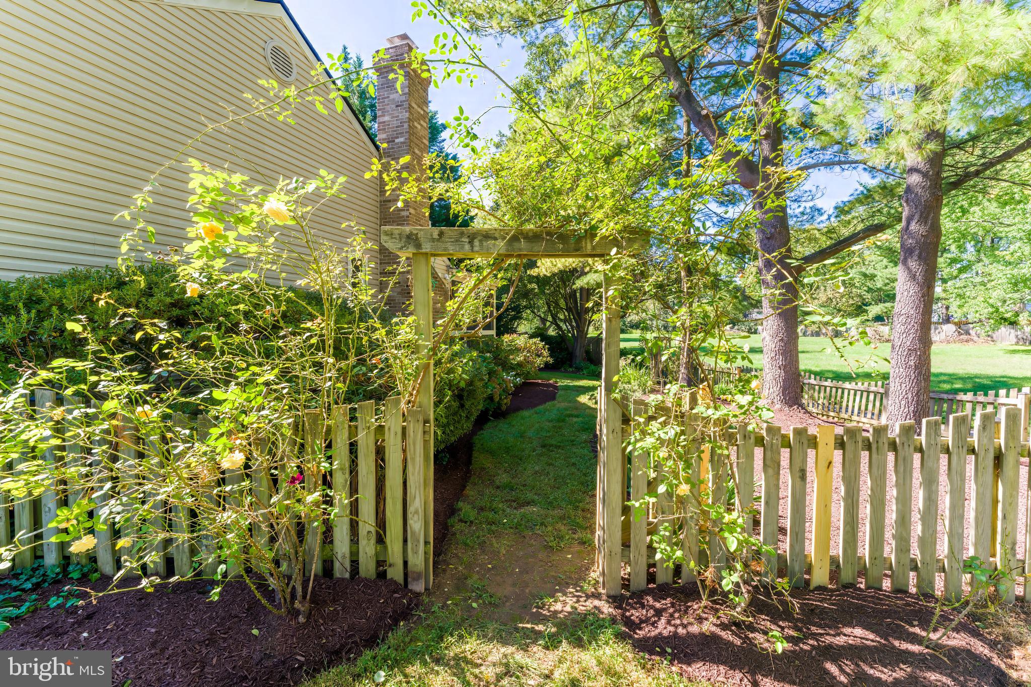 2663 YUKON ROAD