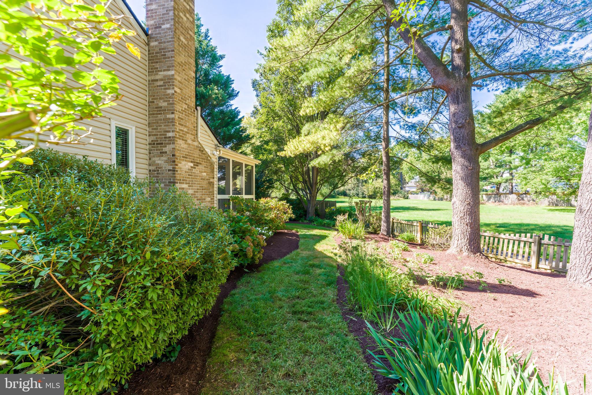 2663 YUKON ROAD