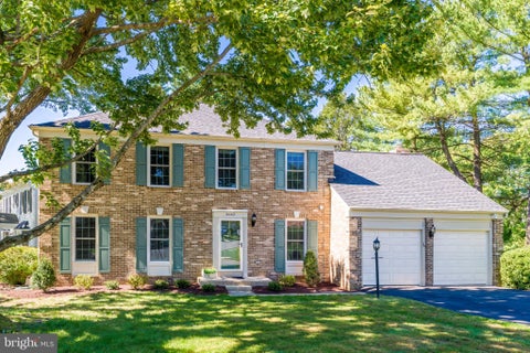Photo of 2663 Yukon Road, HERNDON, VA 20171 (MLS # VAFX2344612)