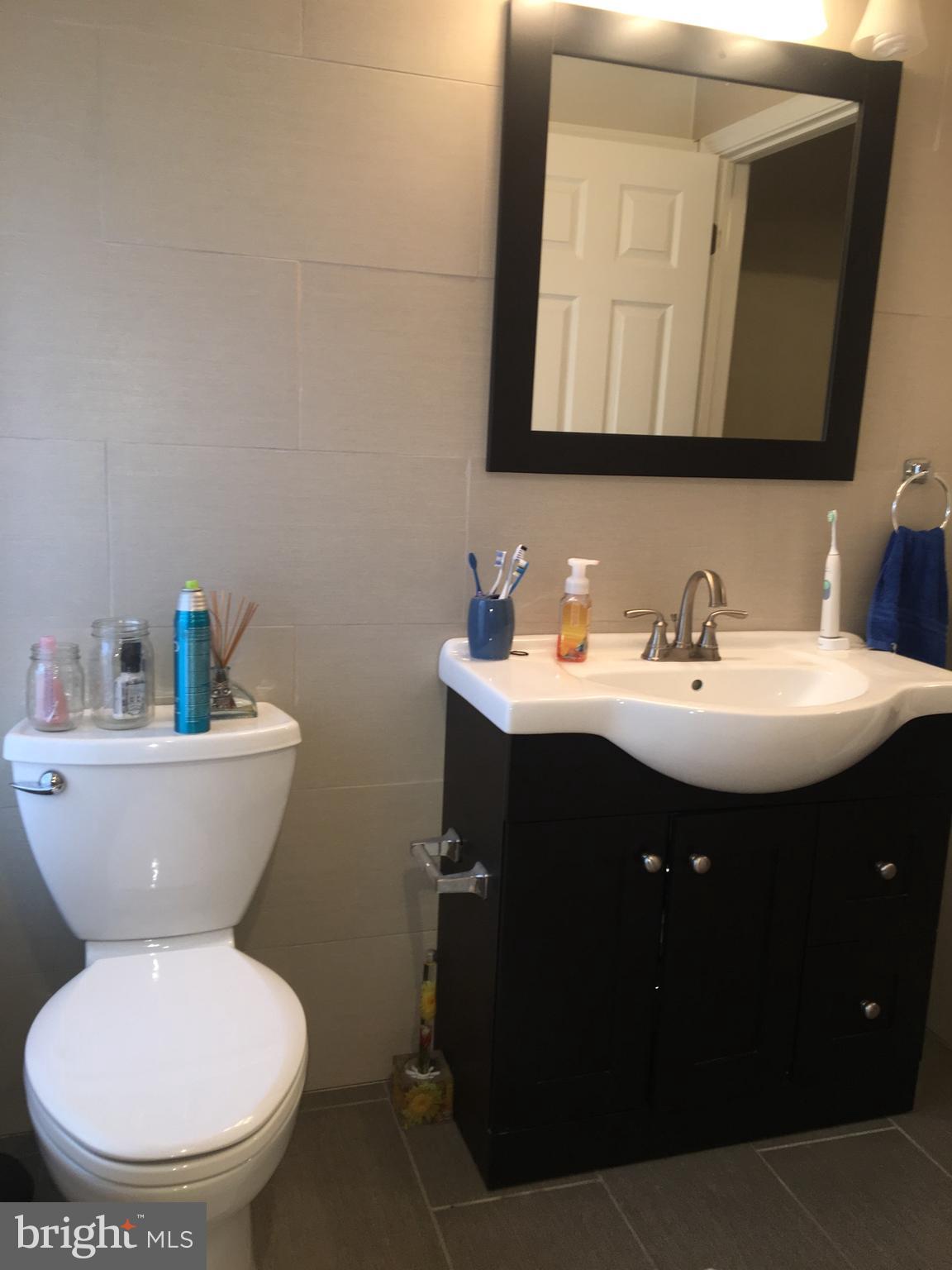 MANAYUNK - Commercial Sale