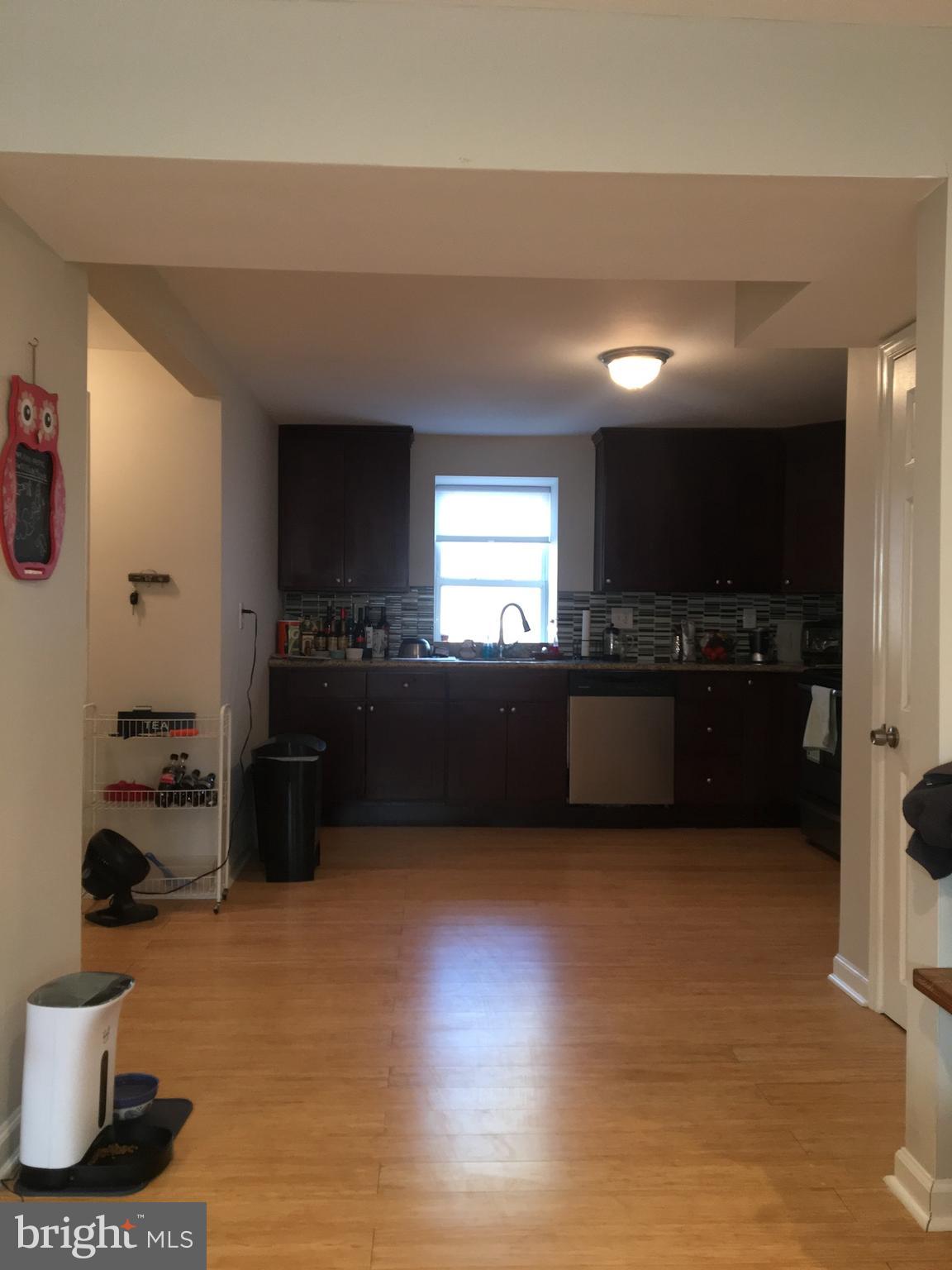 MANAYUNK - Commercial Sale