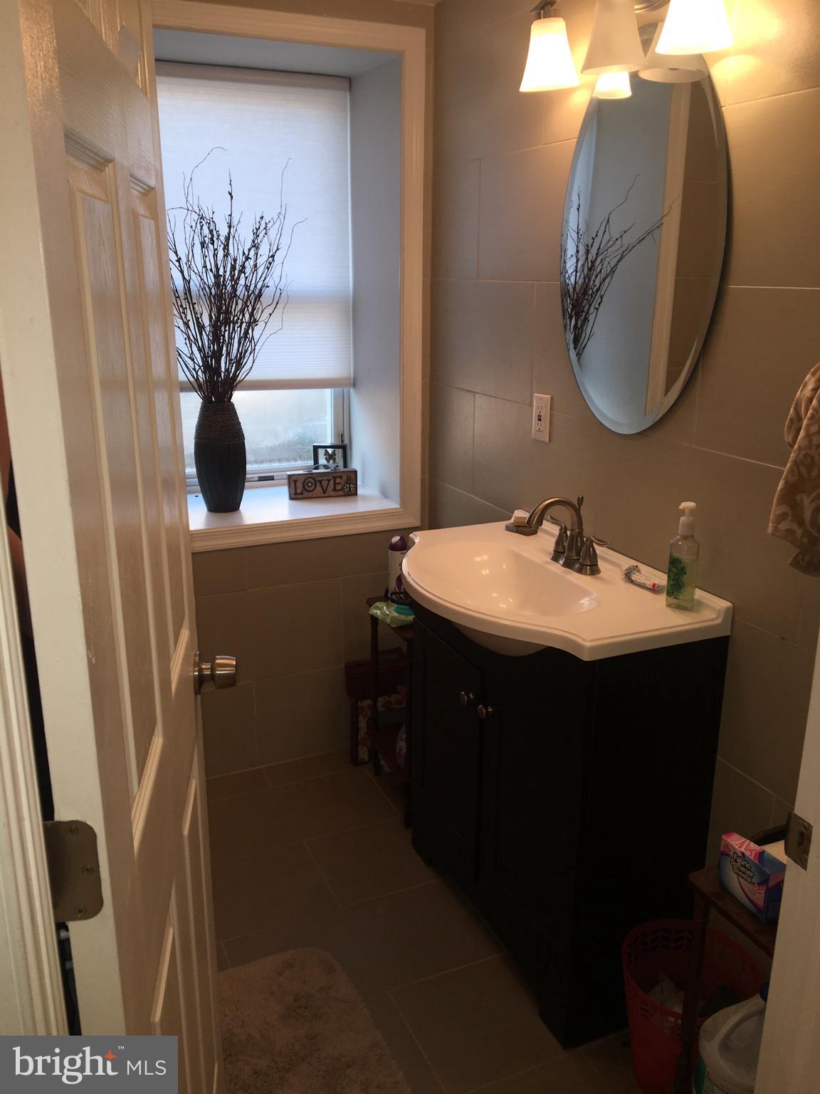 MANAYUNK - Commercial Sale