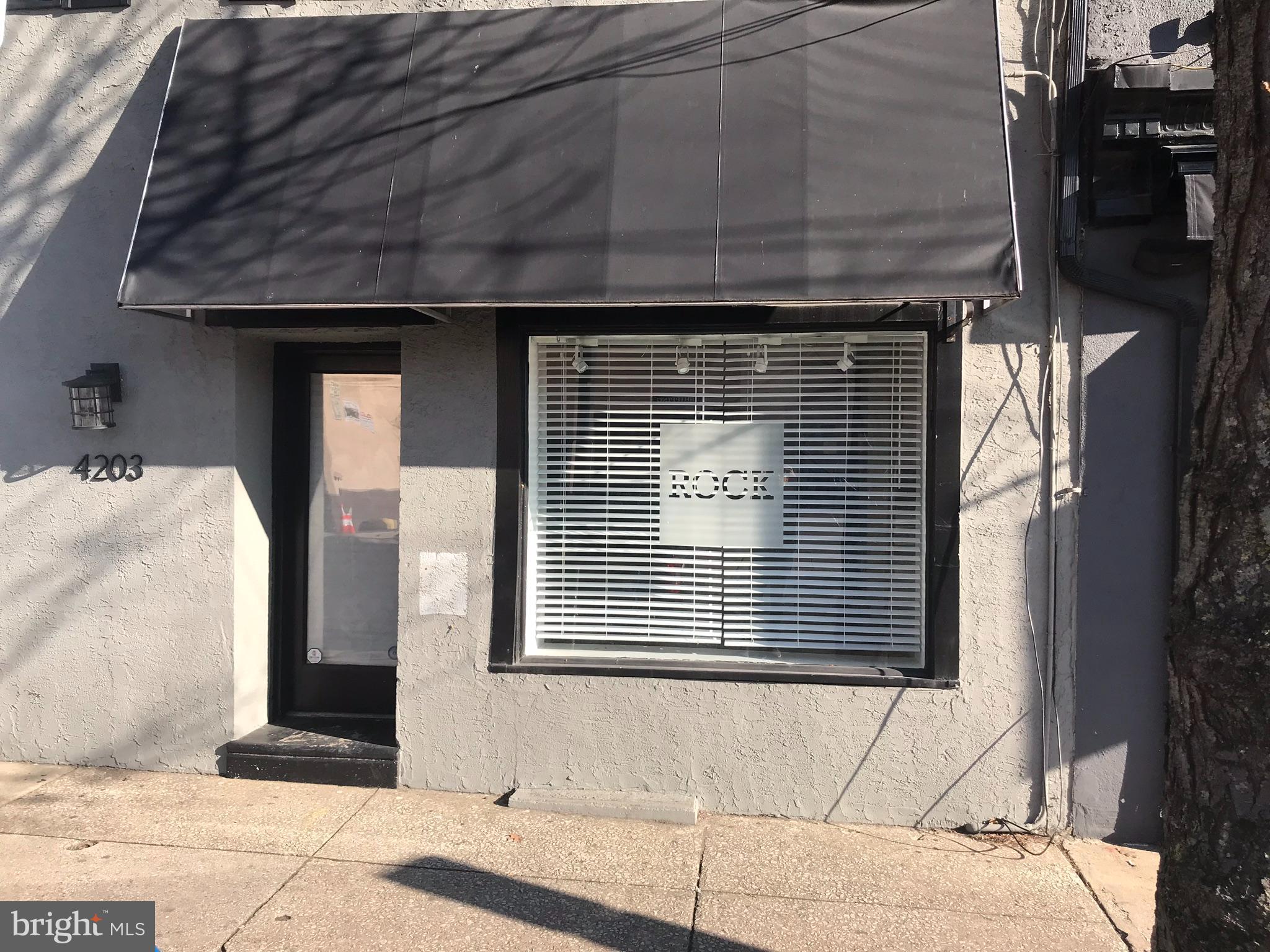 MANAYUNK - Commercial Sale