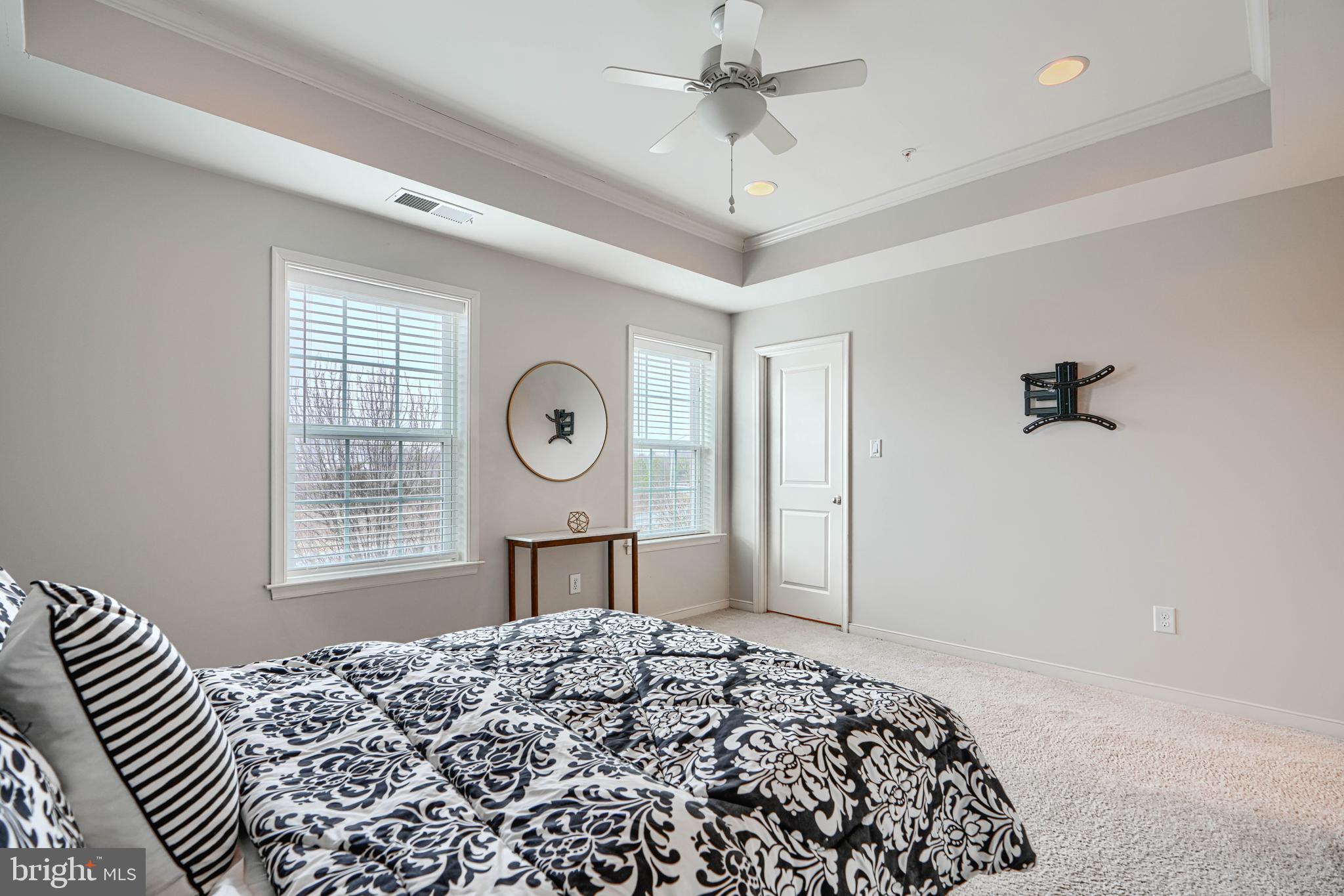 FOX HUNT ESTATES - Residential