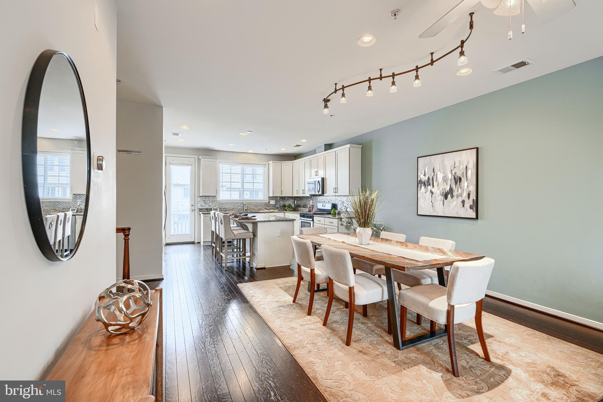 FOX HUNT ESTATES - Residential