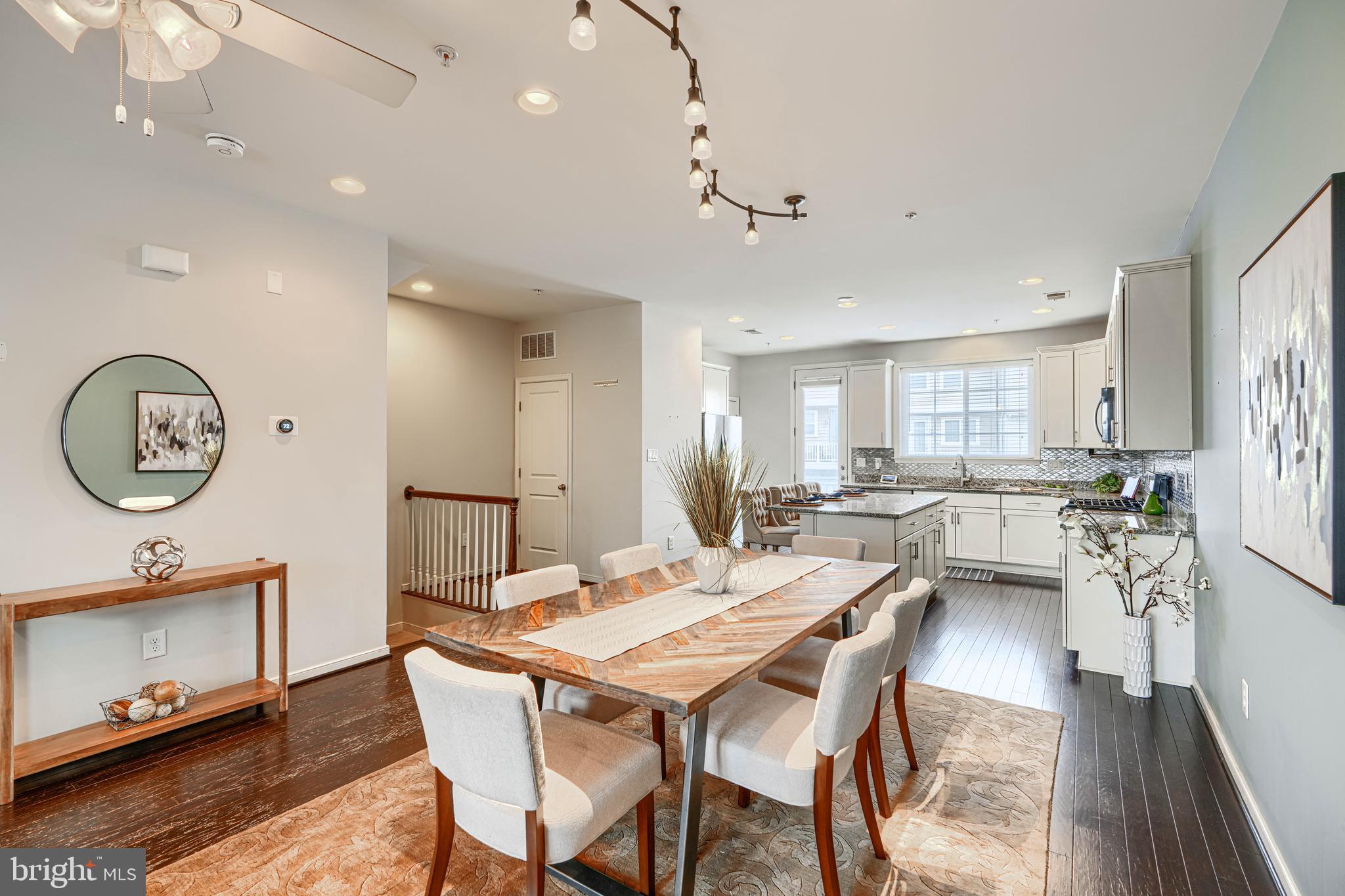 FOX HUNT ESTATES - Residential