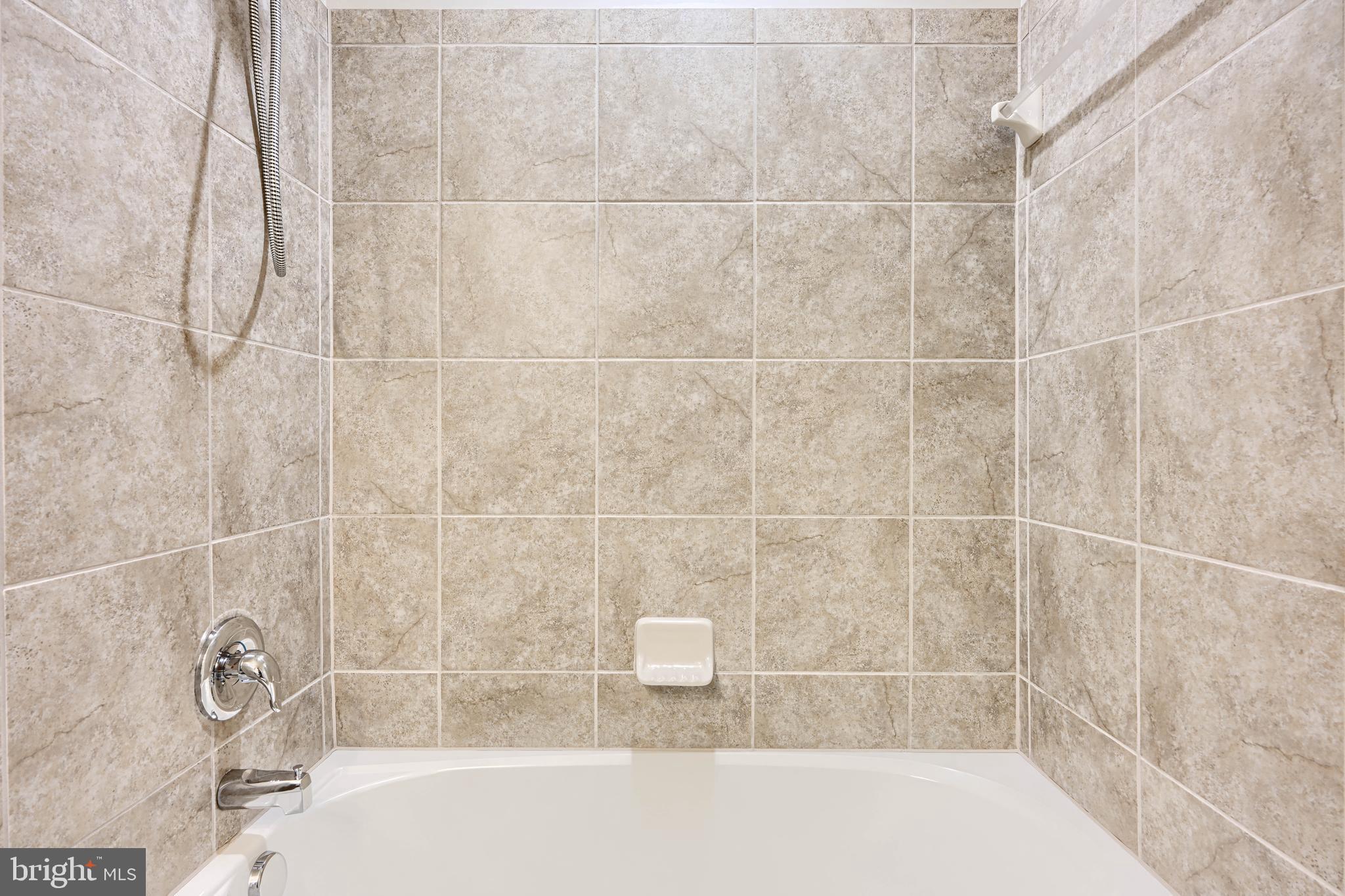 FOX HUNT ESTATES - Residential