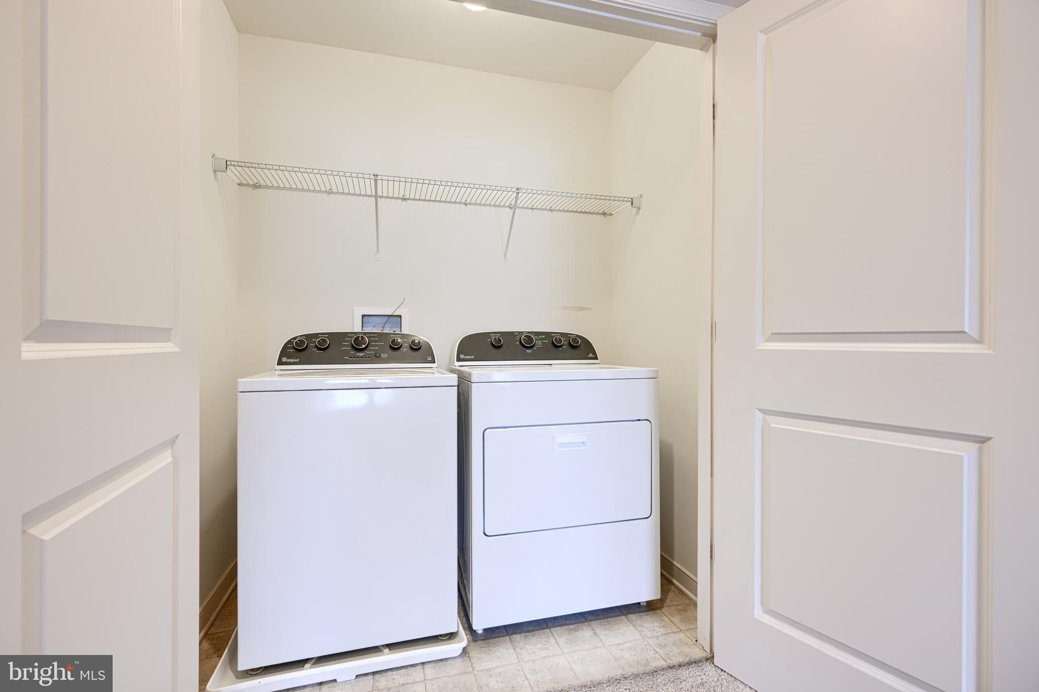 FOX HUNT ESTATES - Residential